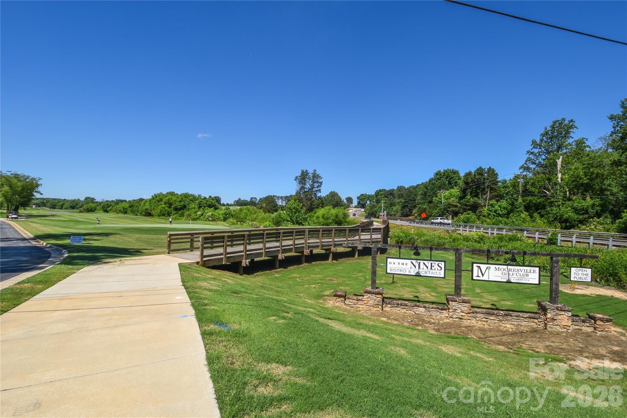 345 W Lowrance Ave, Mooresville, NC 28115