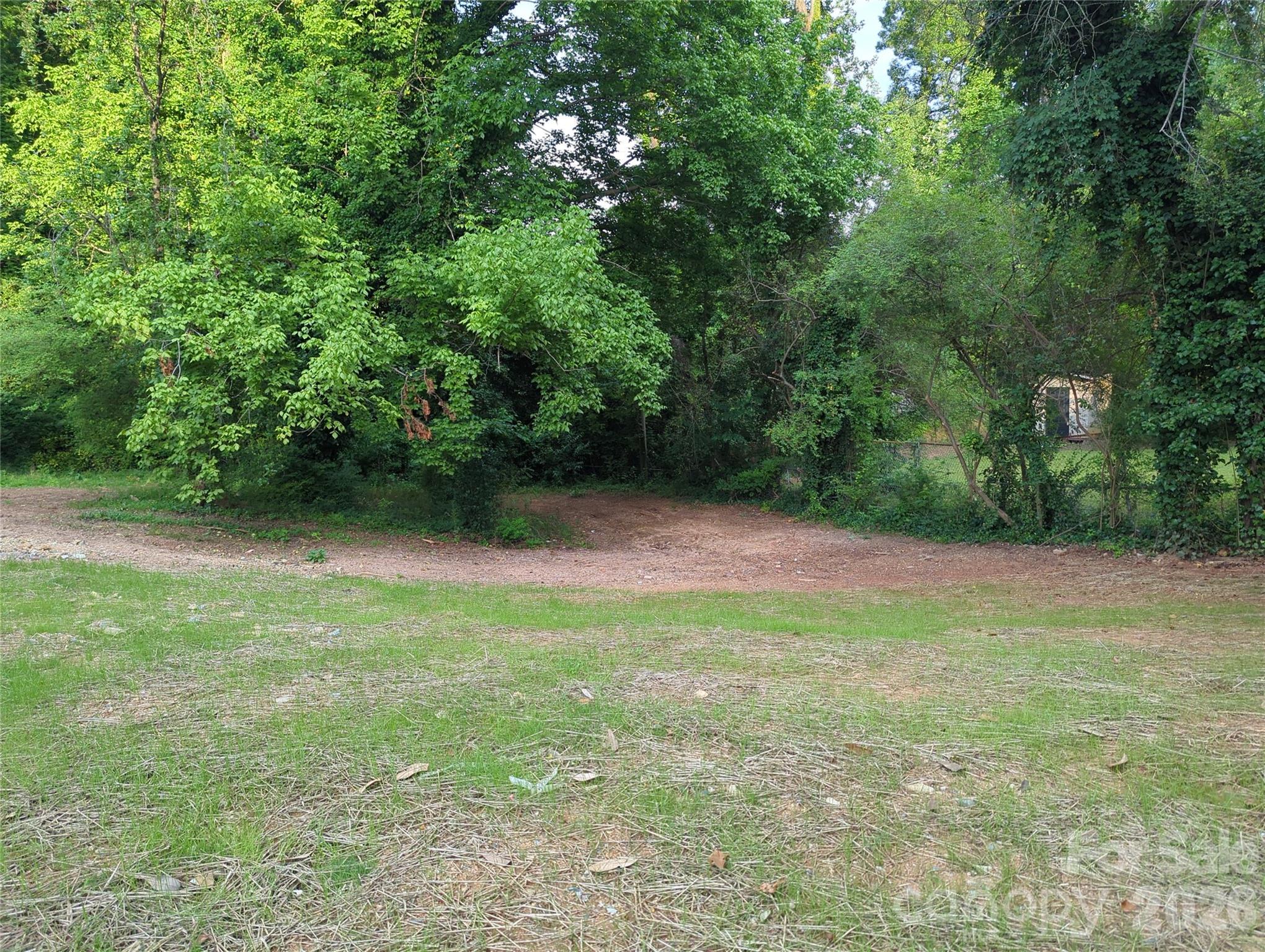 2335 Orton St, Charlotte, NC 28208