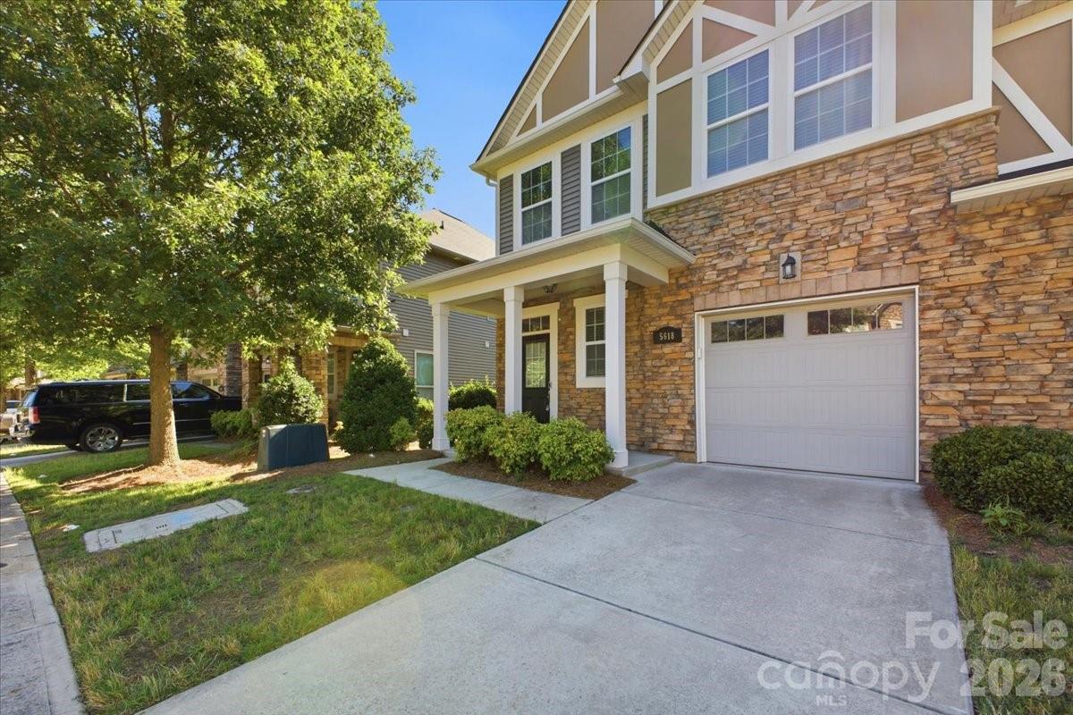 5618 Stonewells Dr, Charlotte, NC 28278
