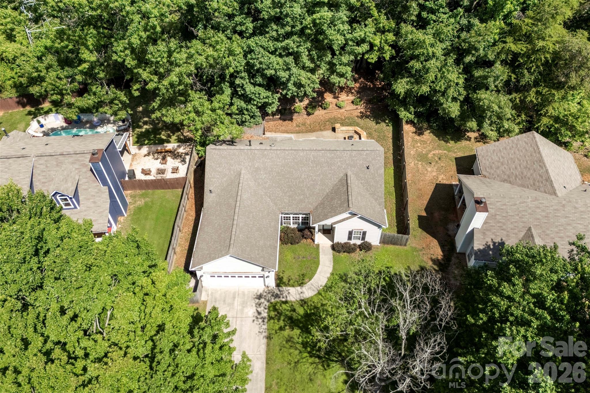 8011 Maxwelton Dr, Huntersville, NC 28078