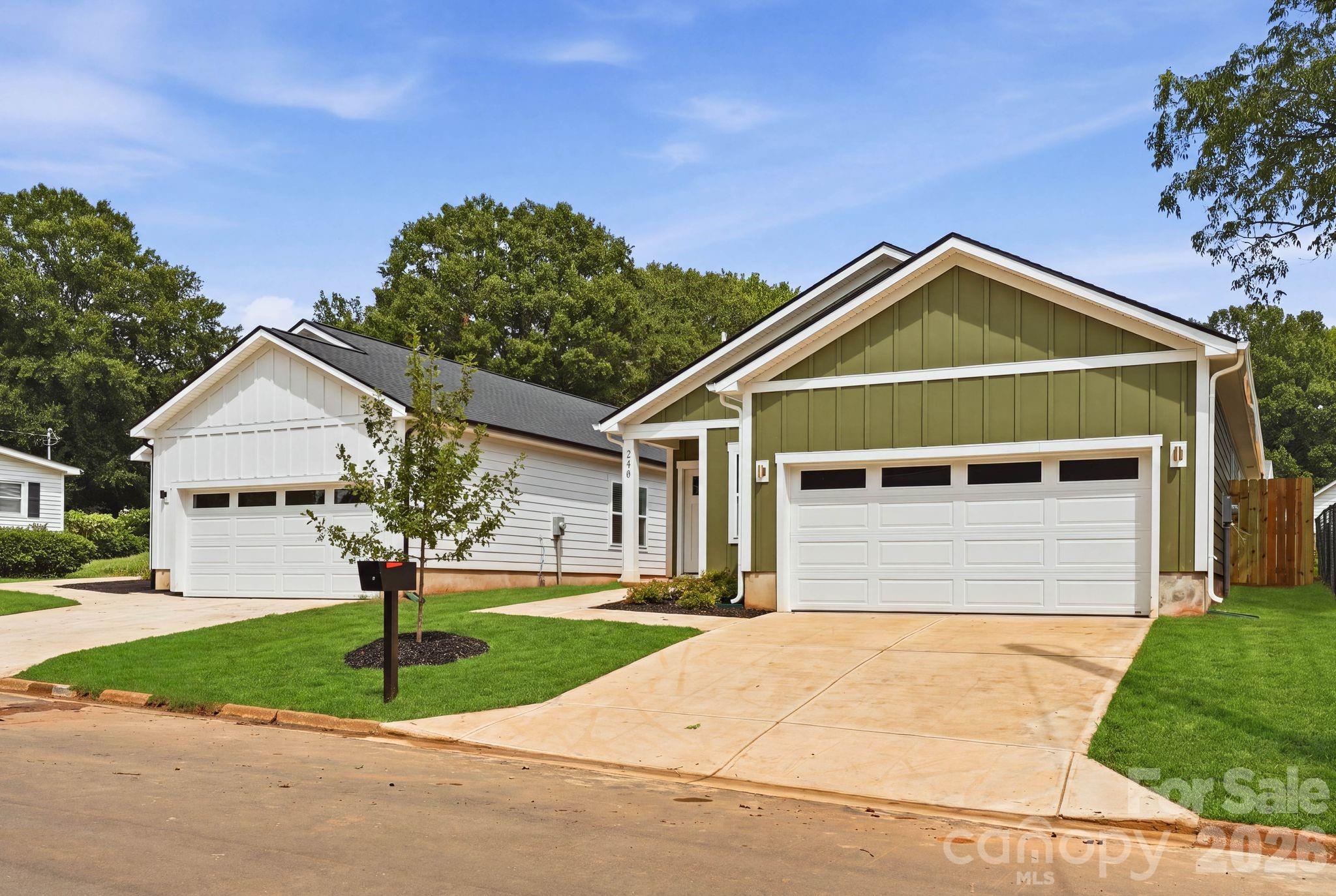 244 Institute St, Mooresville, NC 28115