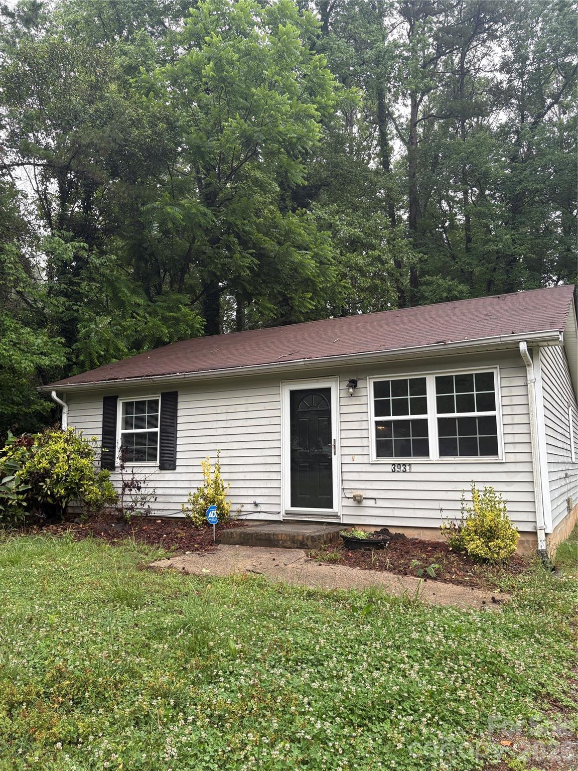3931 Durham Ln, Charlotte, NC 28269