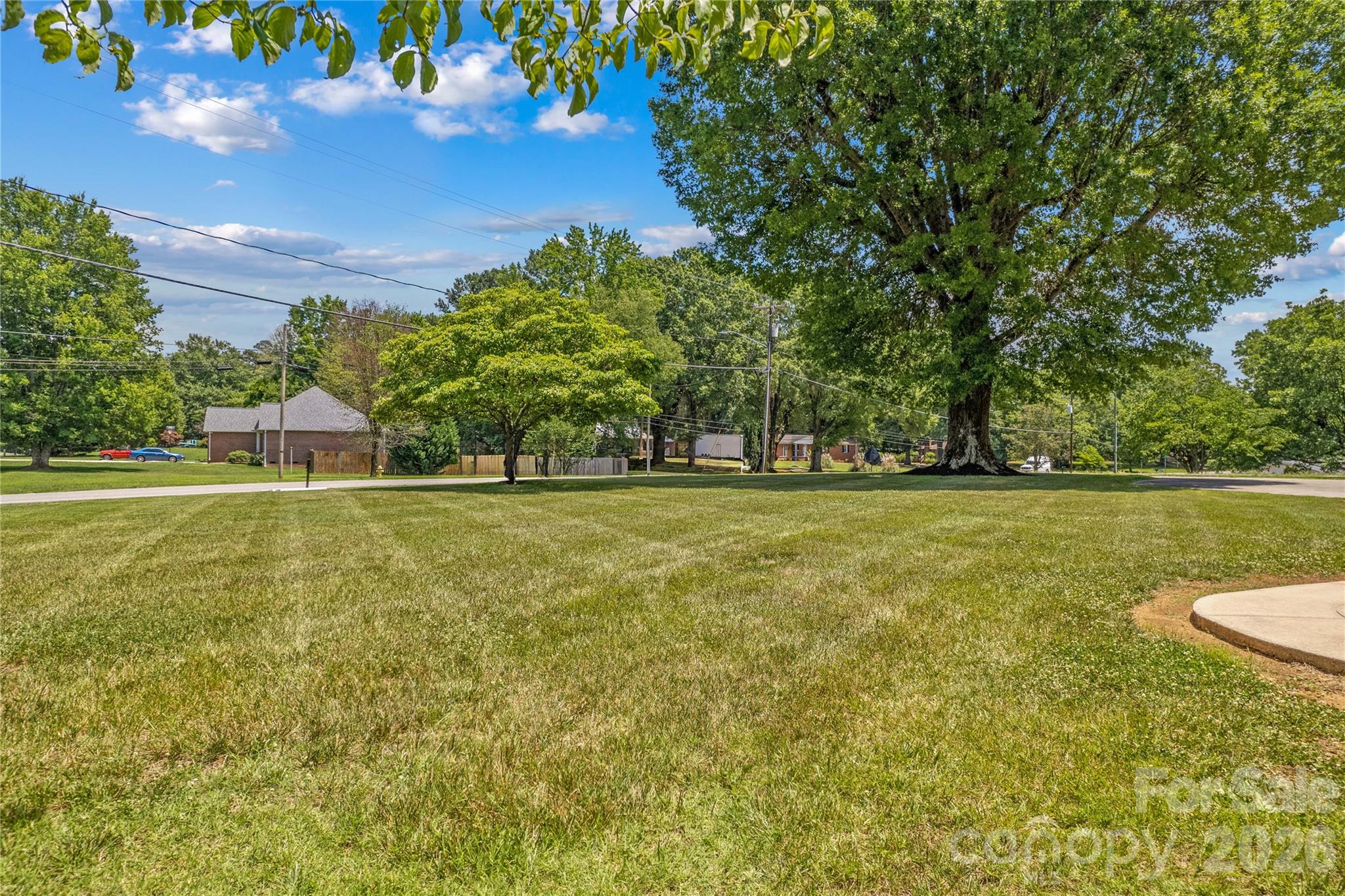 946 Shearers Rd, Mooresville, NC 28115