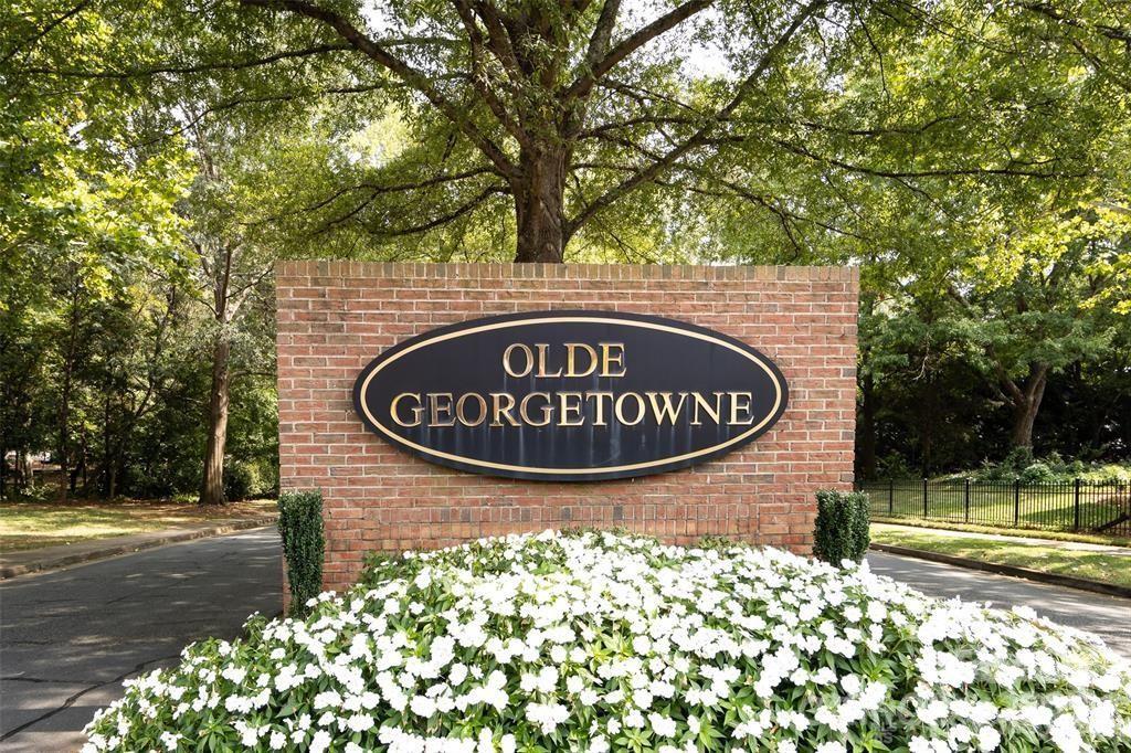 6740 Constitution Ln, Charlotte, NC 28210