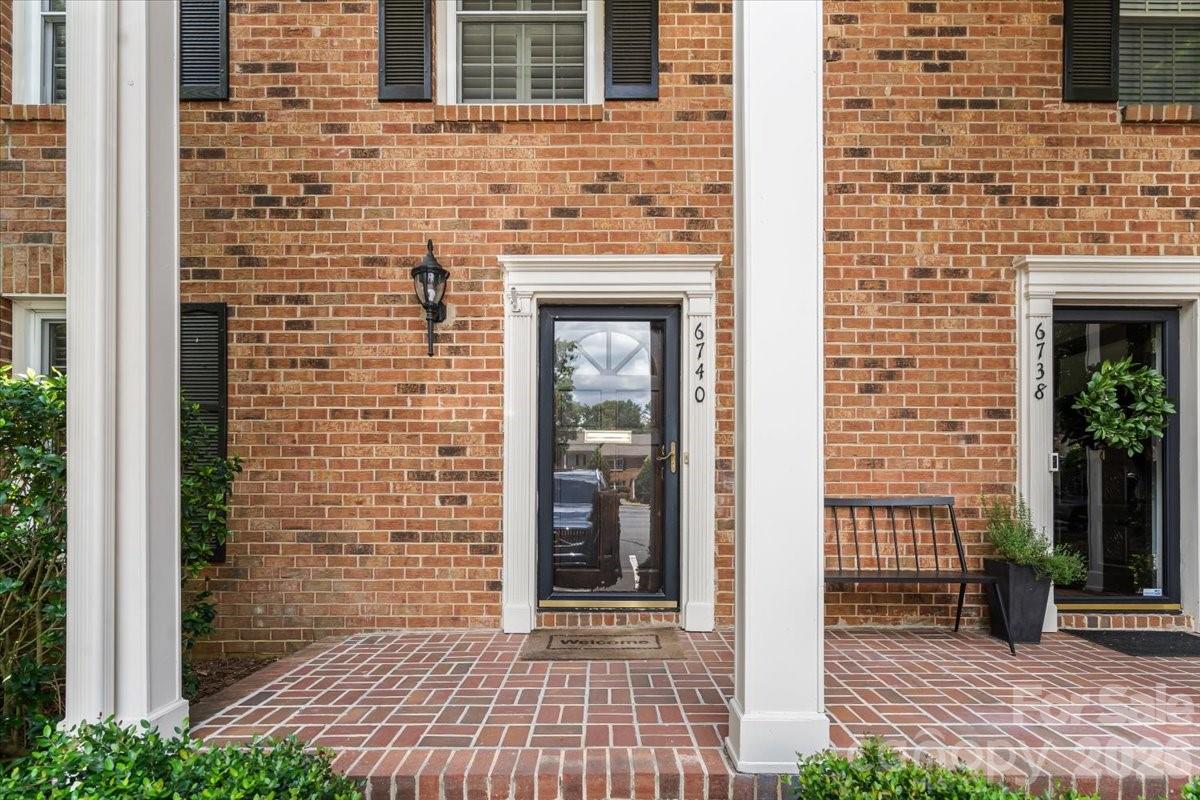 6740 Constitution Ln, Charlotte, NC 28210