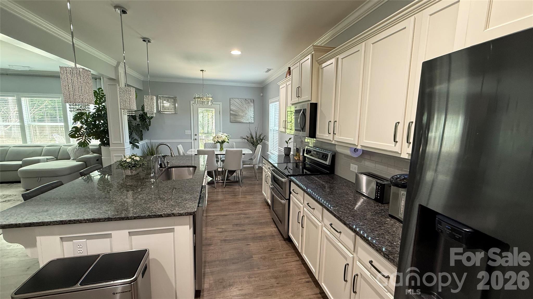 332 Wyndham Forest Cir, Midland, NC 28107