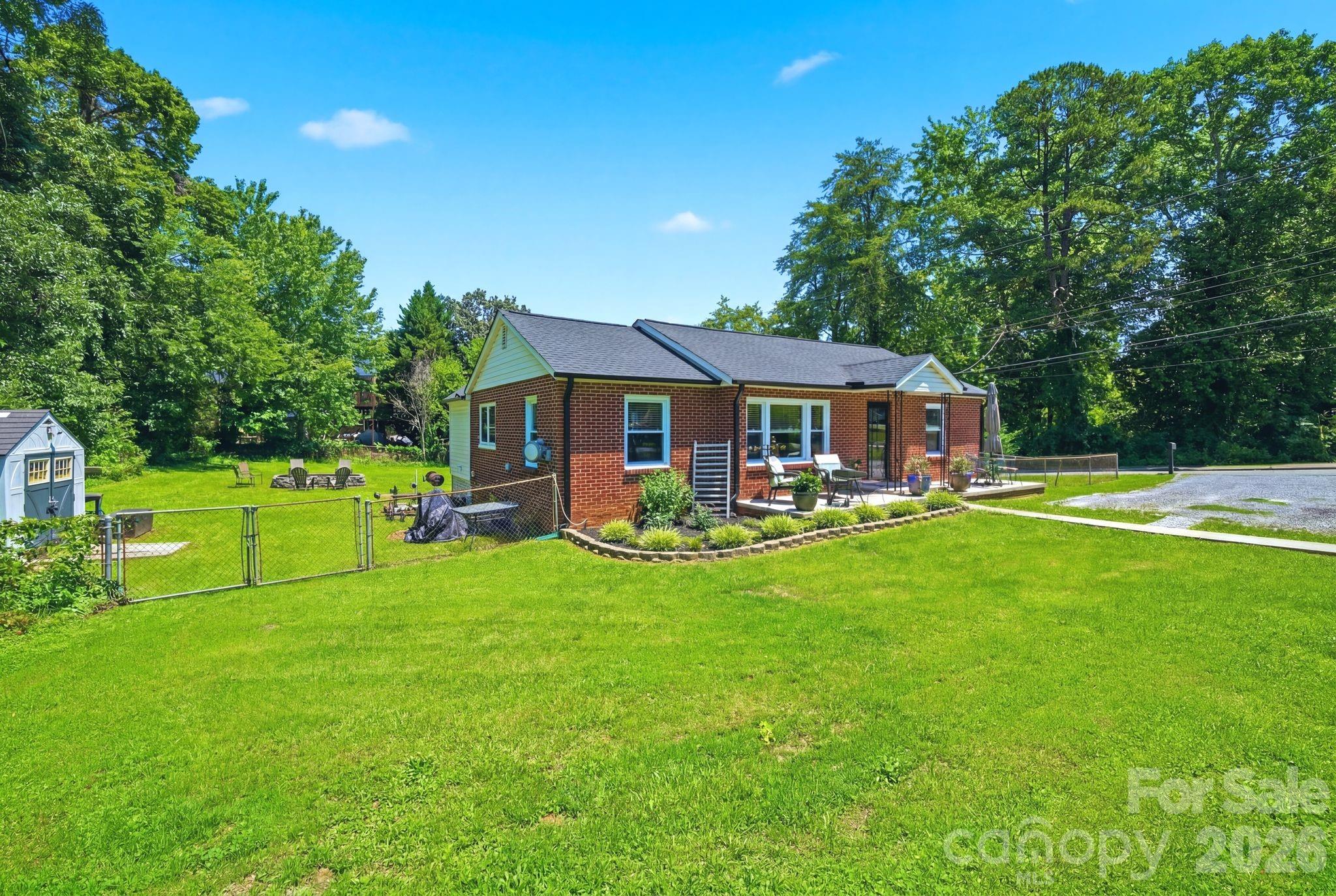 2732 E Long Ave, Gastonia, NC 28054