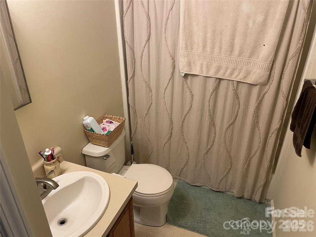 111 Sunset Dr, Clover, SC 29710