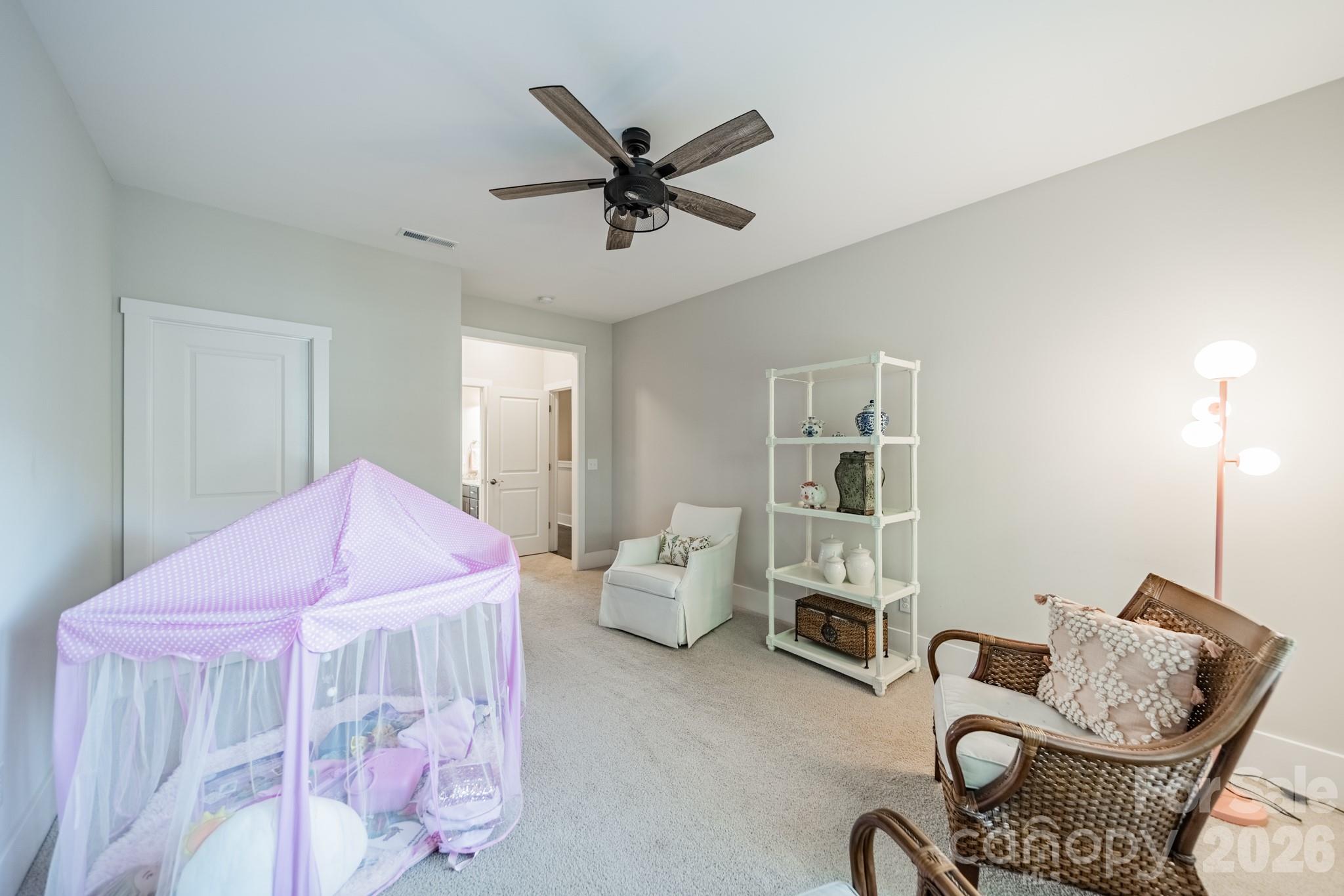 515 Greystone Rd, Charlotte, NC 28209