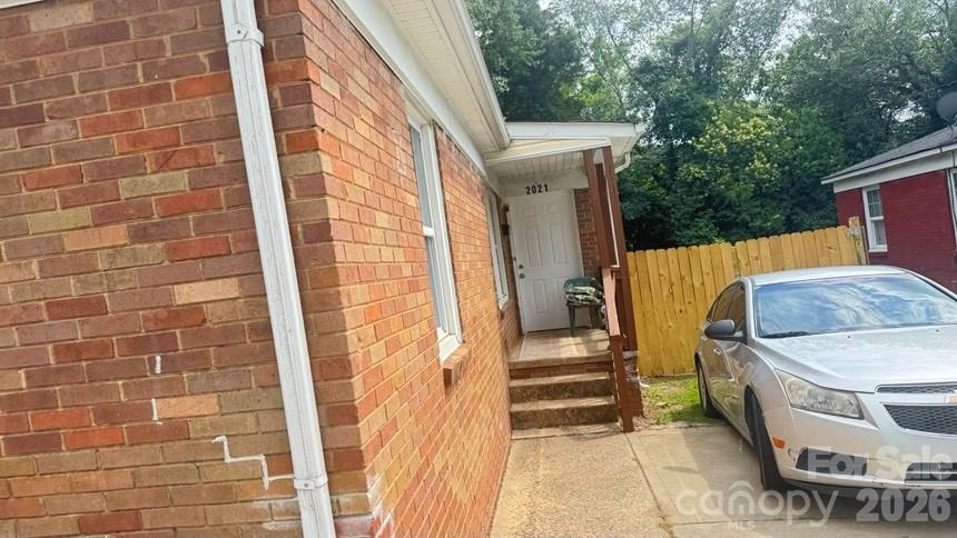 2021 Lasalle St, Charlotte, NC 28216