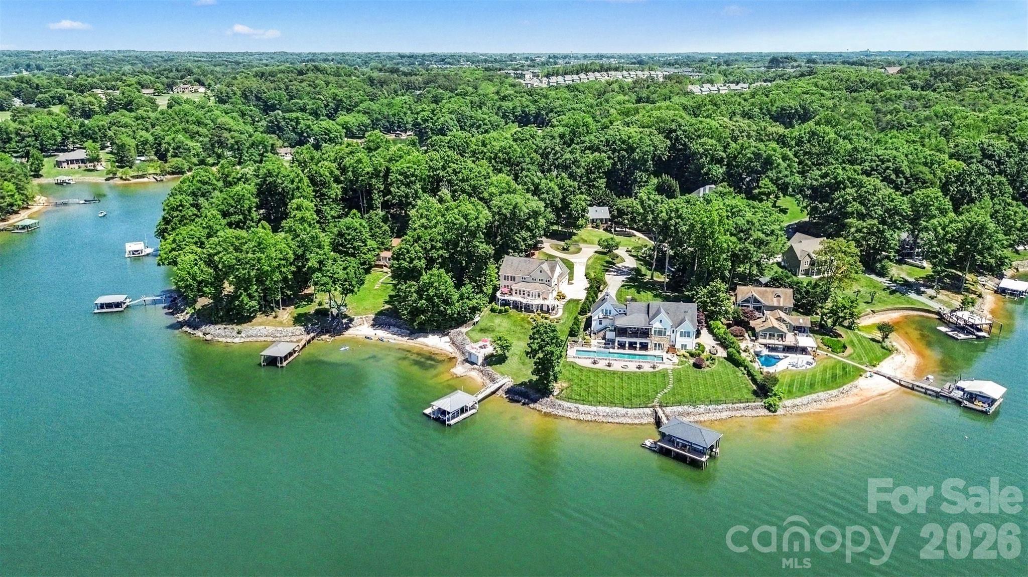 678 Normandy Rd, Mooresville, NC 28117