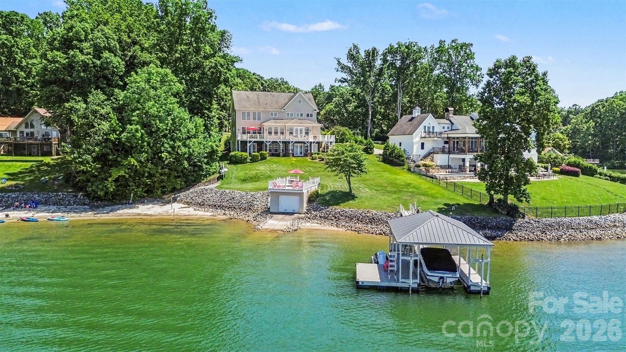 678 Normandy Rd, Mooresville, NC 28117