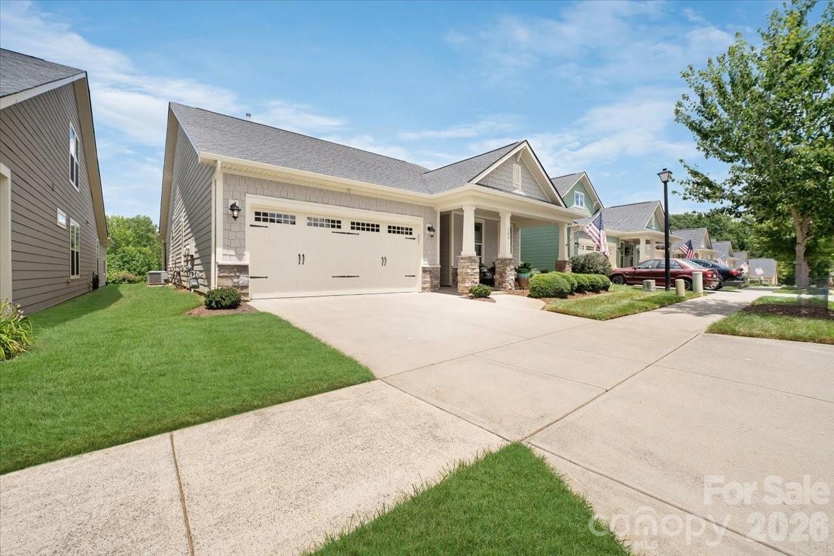 151 Johnson Manor St, Mooresville, NC 28115