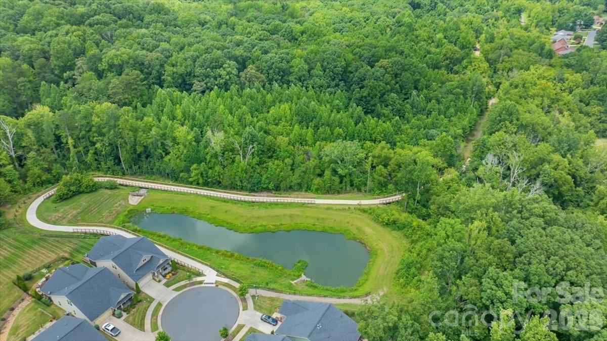151 Johnson Manor St, Mooresville, NC 28115