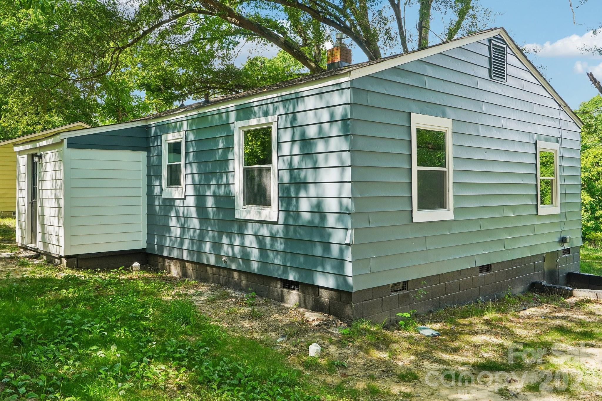 701 N Scruggs St, Gastonia, NC 28052