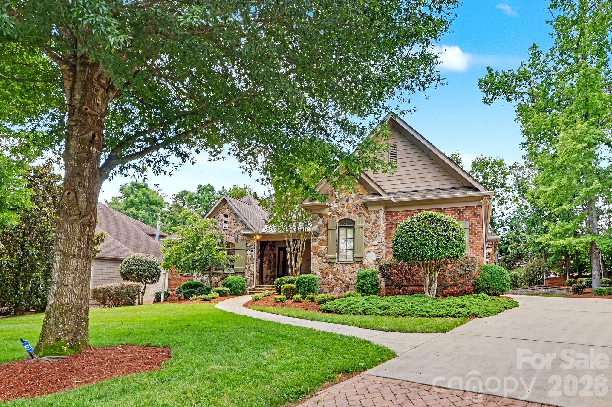 508 Hideaway Ridge Ct, Matthews, NC 28105