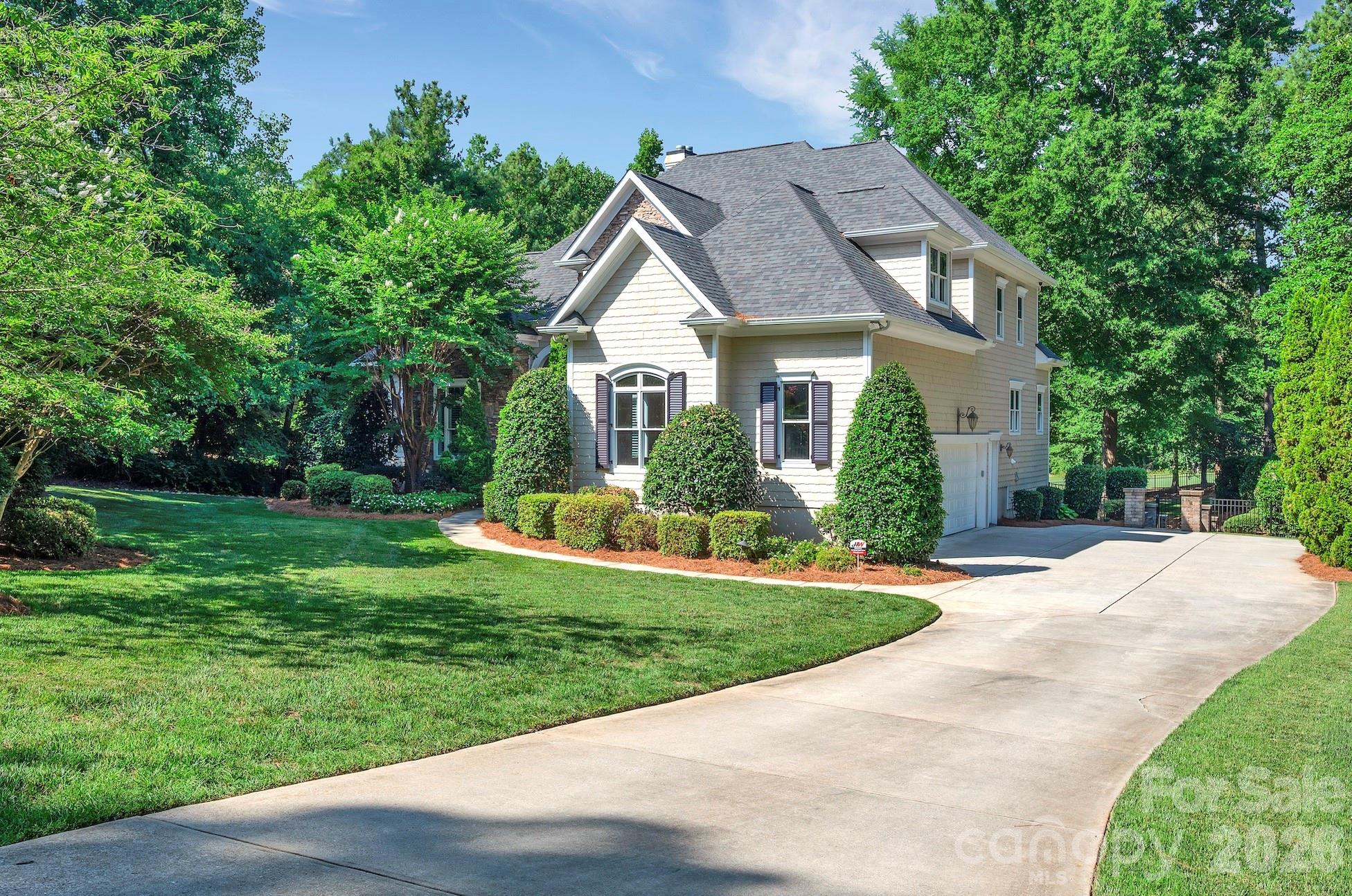 1744 Brawley School Rd, Mooresville, NC 28117