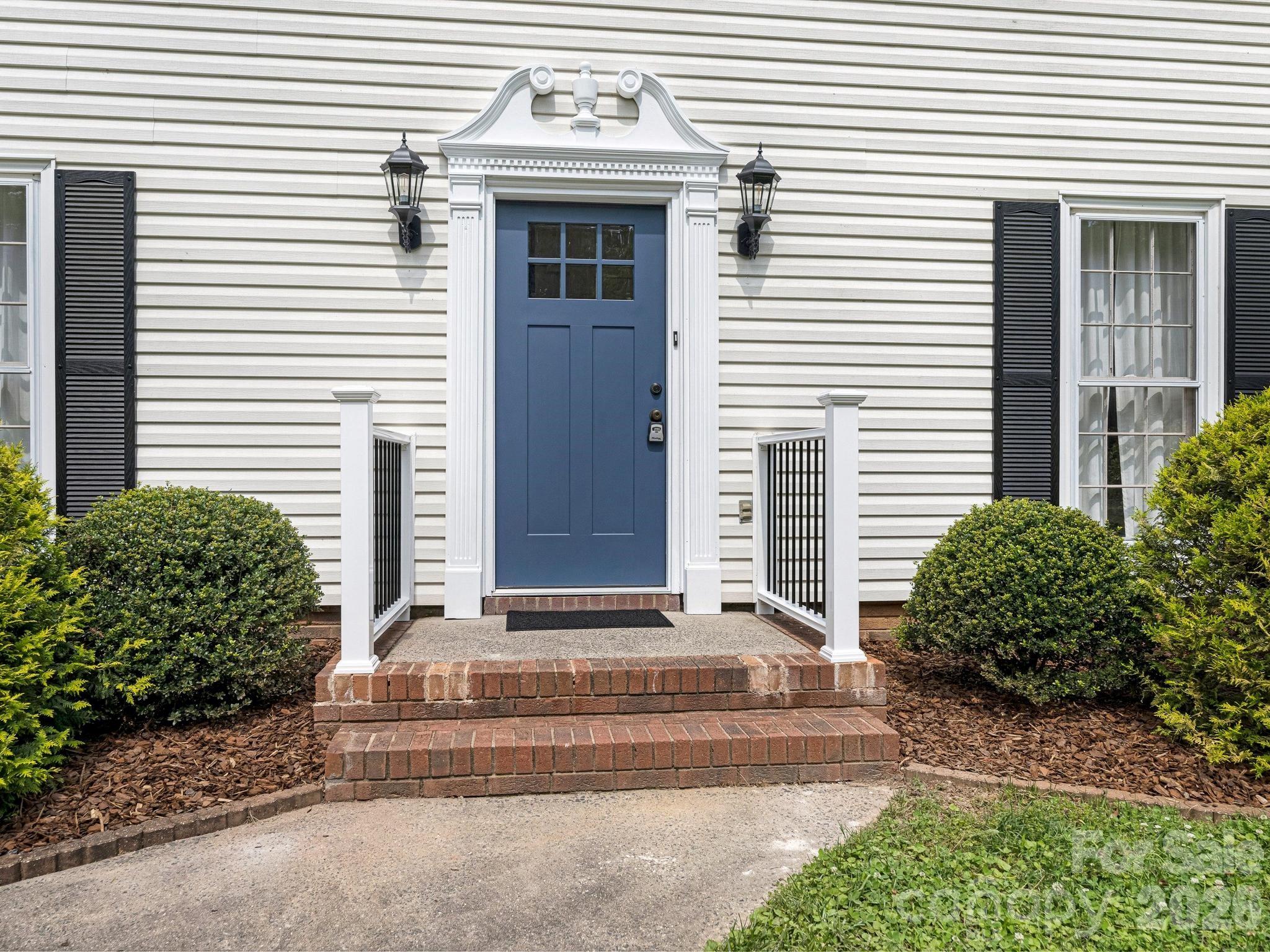 11510 Painted Tree Rd, Charlotte, NC 28226