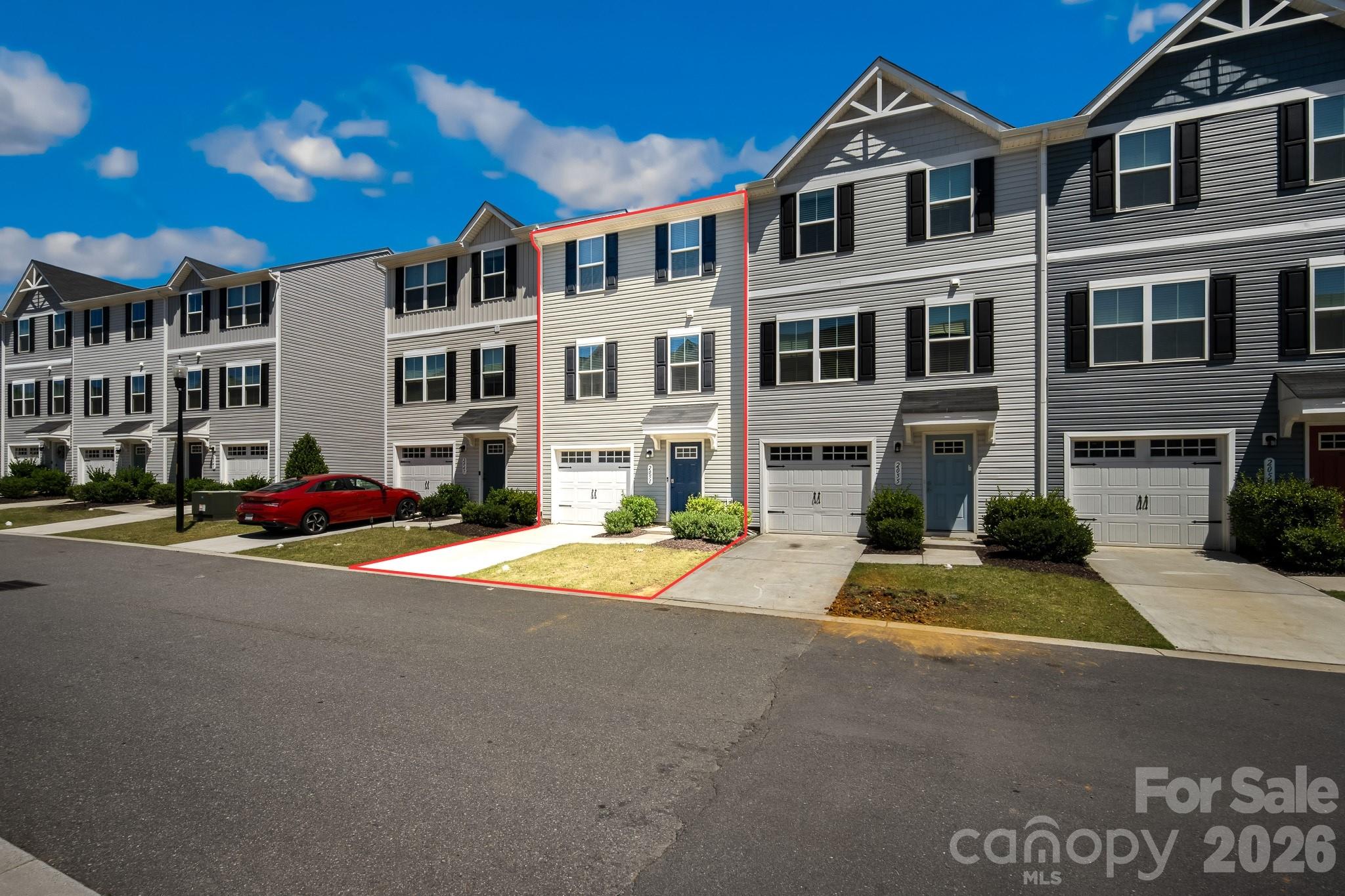 2051 Langer St, Charlotte, NC 28214
