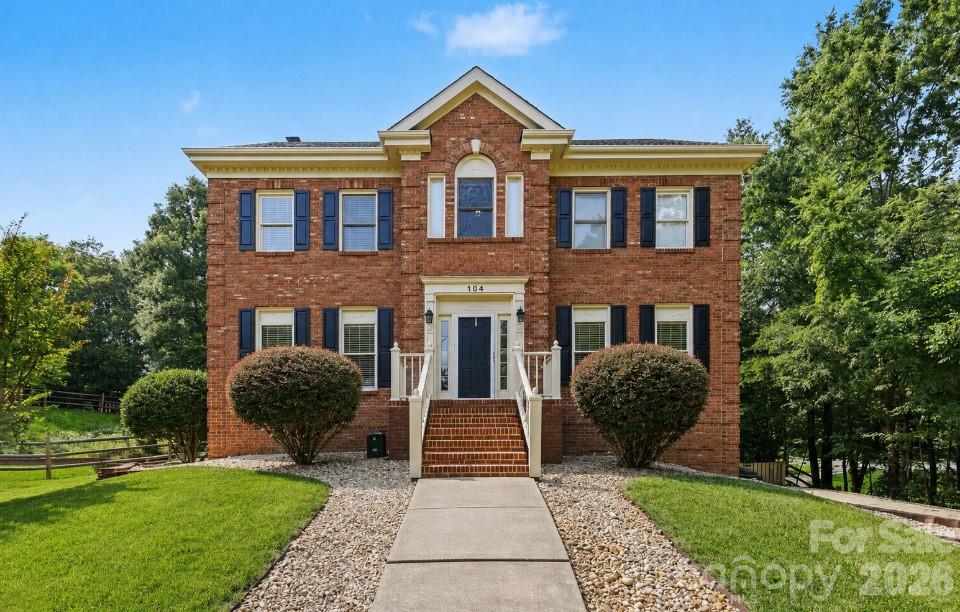 104 Southern Cross Ln, Matthews, NC 28105