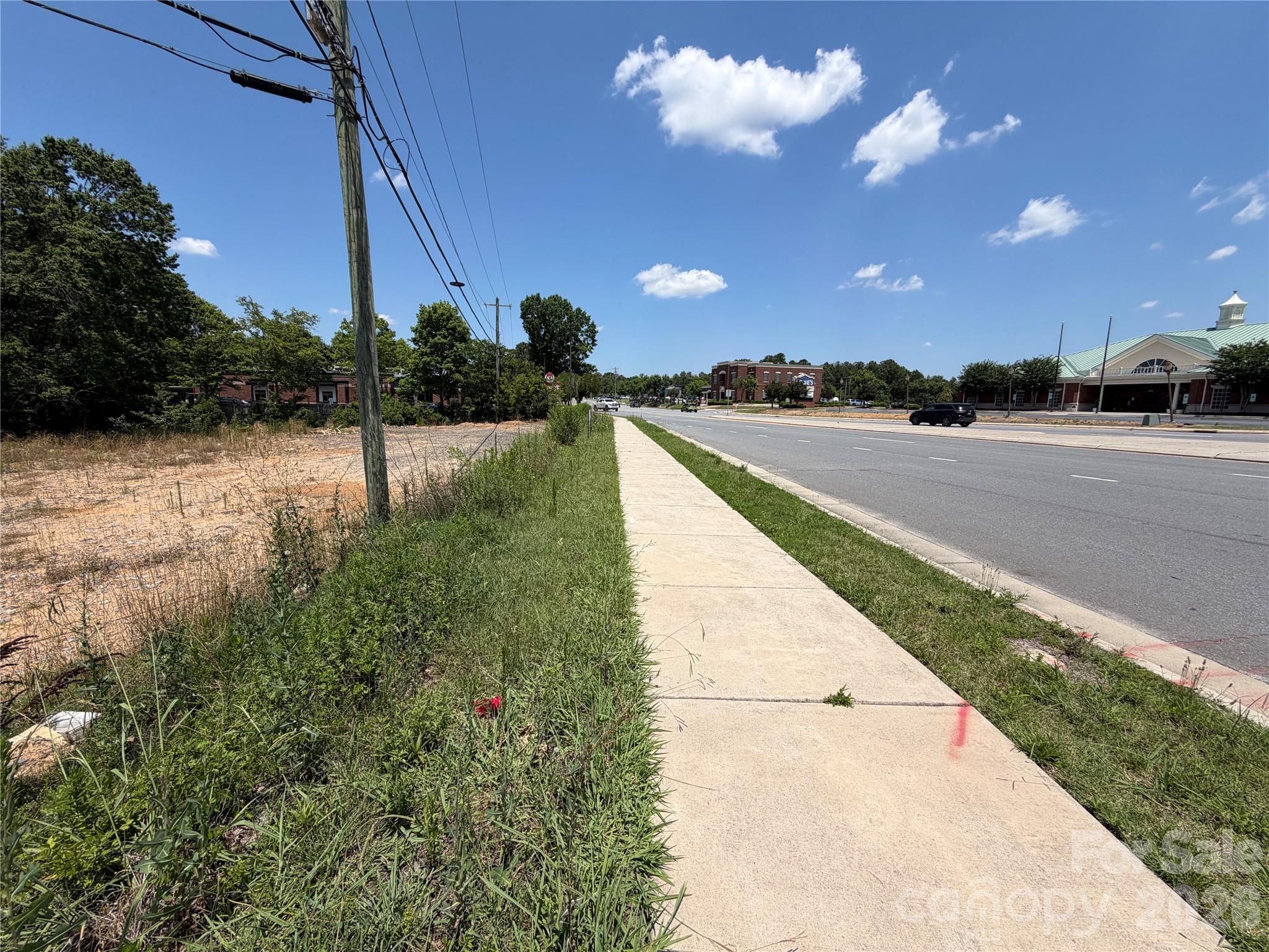 2990 Dale Earnhardt Blvd, Kannapolis, NC 28083