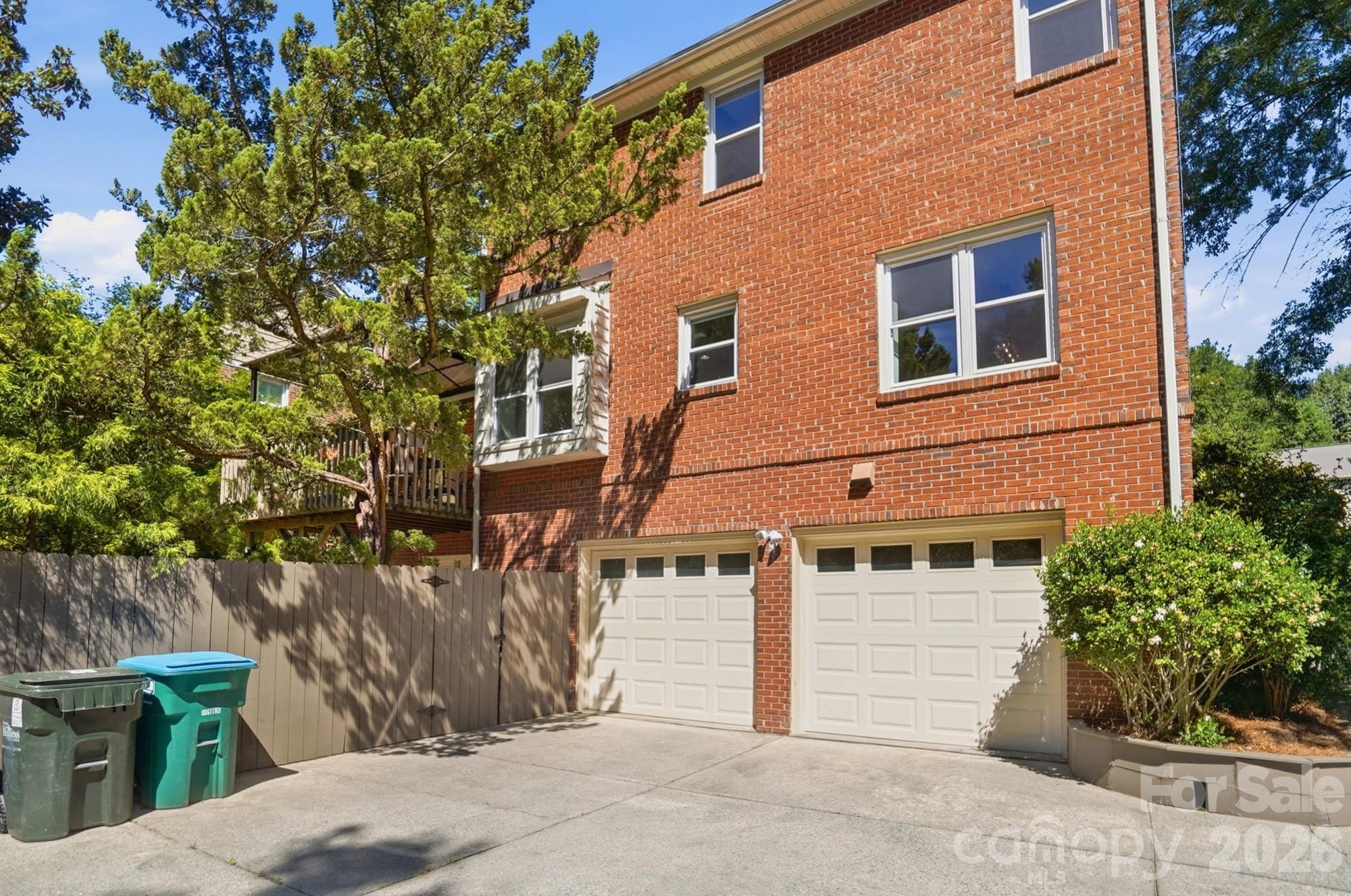 723 Walnut Point Dr, Matthews, NC 28105