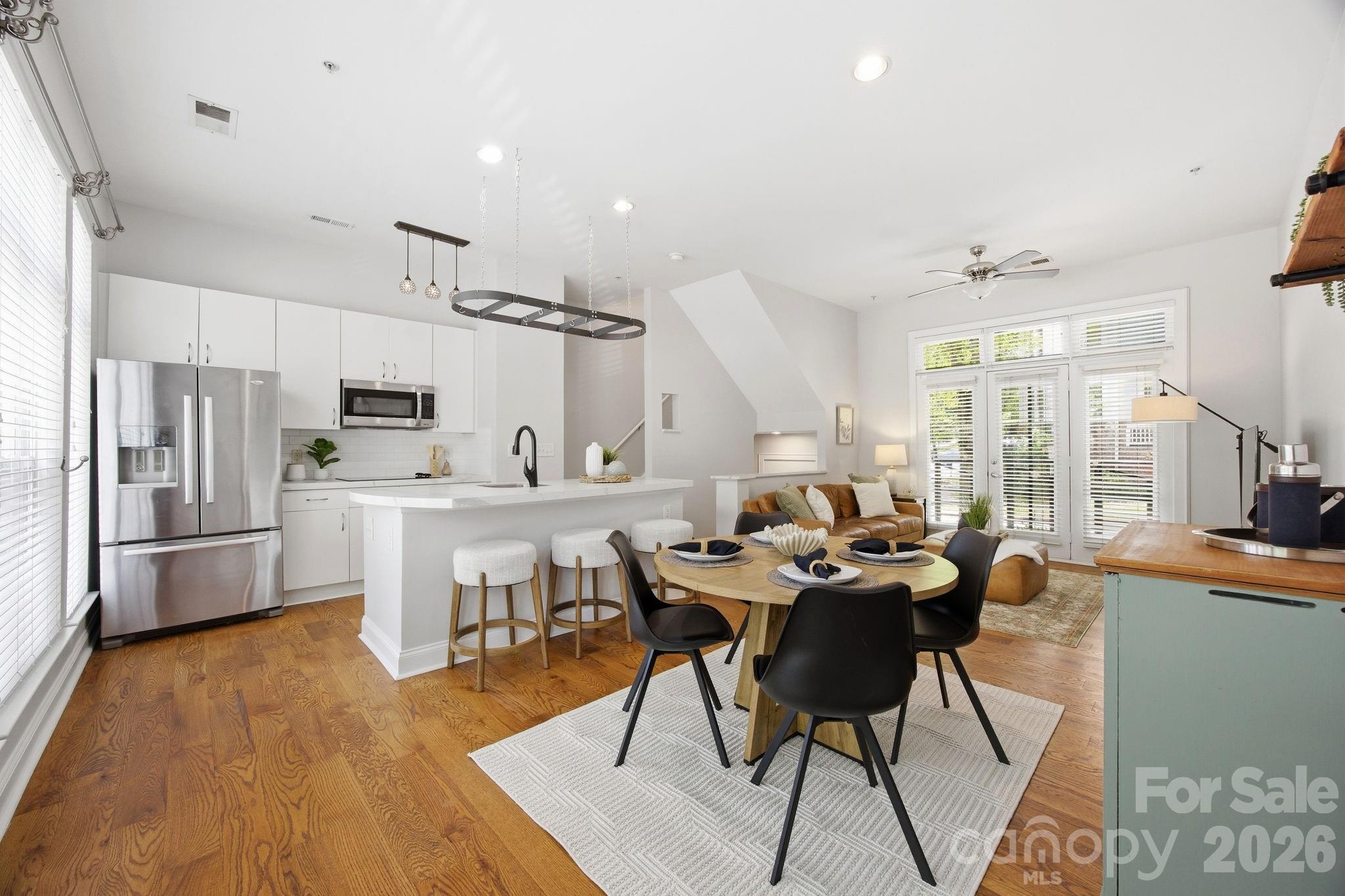 906 Garden District Dr, Charlotte, NC 28202