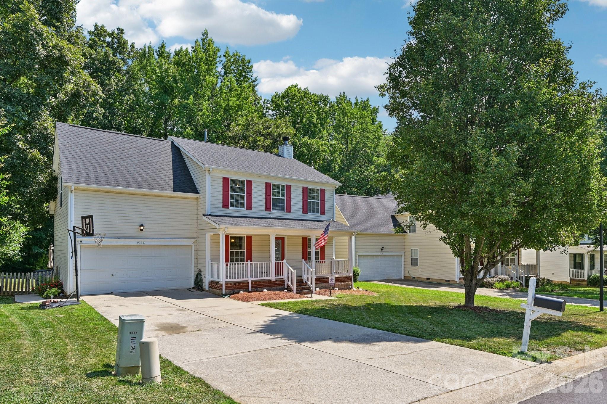 9338 Golden Pond Dr, Charlotte, NC 28269