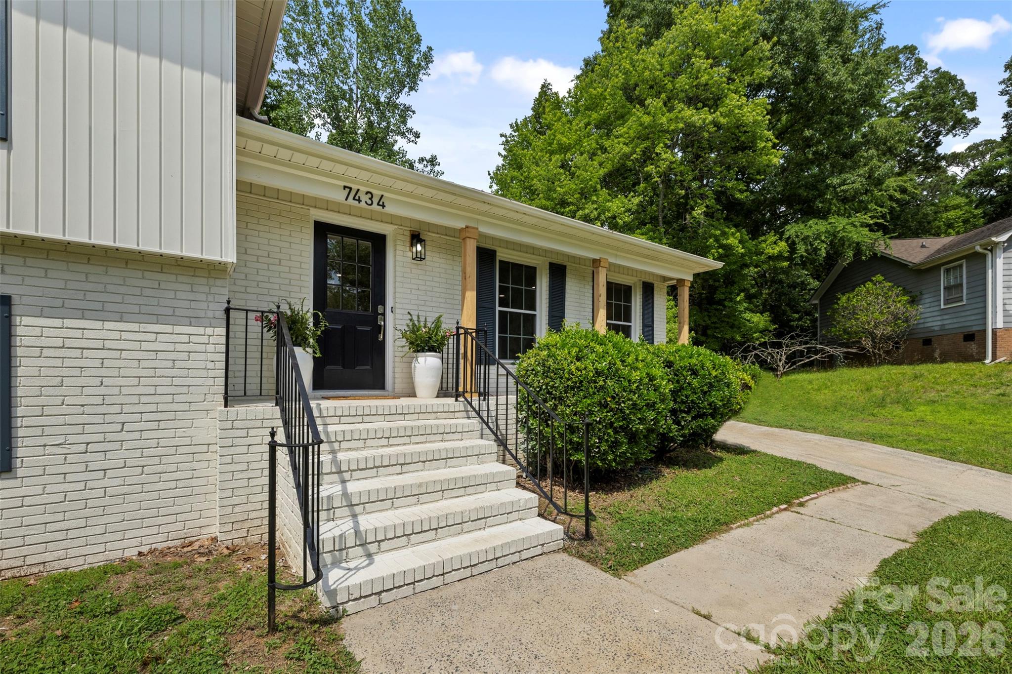 7434 Kilcullen Dr, Charlotte, NC 28270