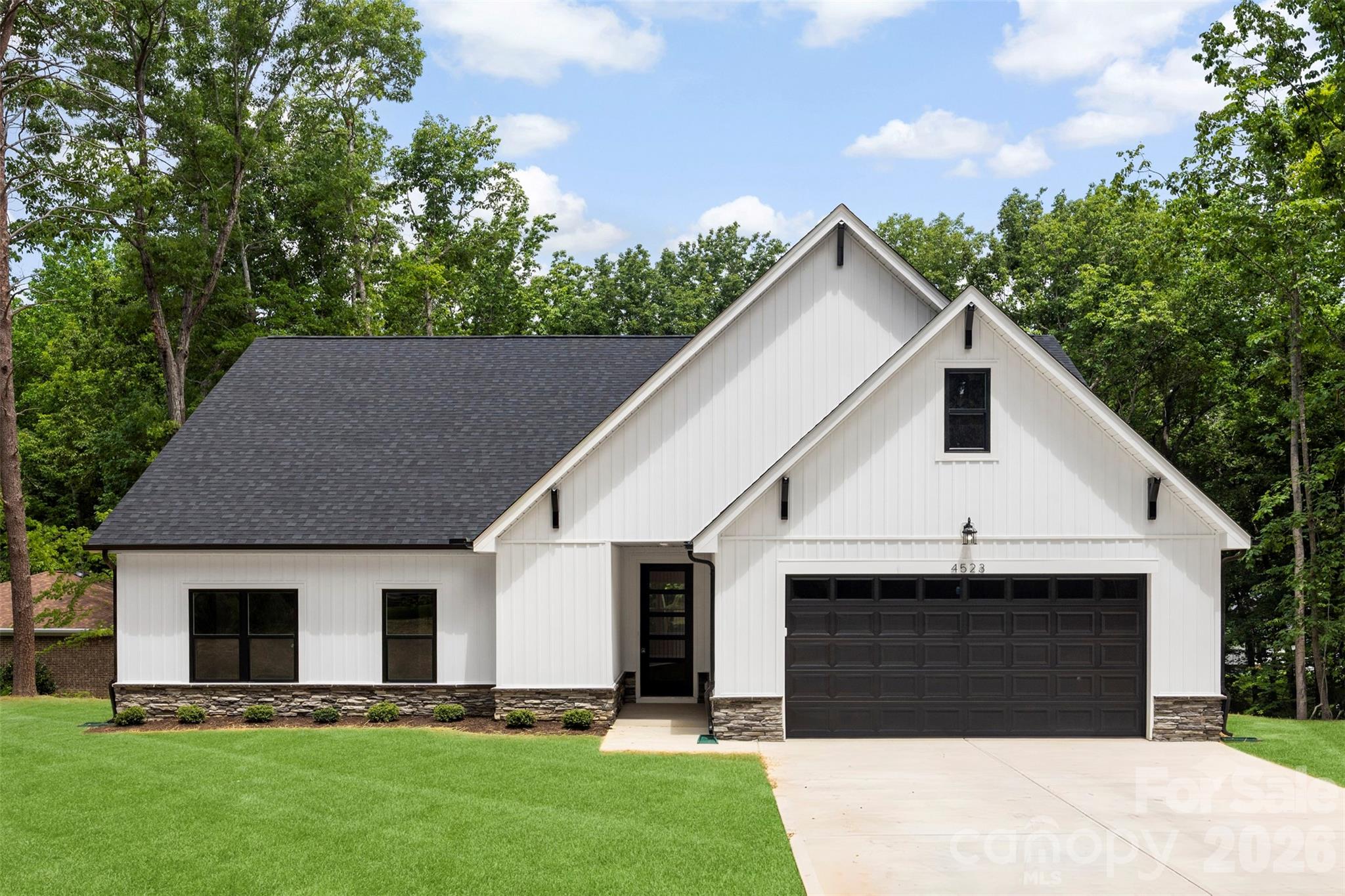 4523 Binwhe Ln, Gastonia, NC 28052