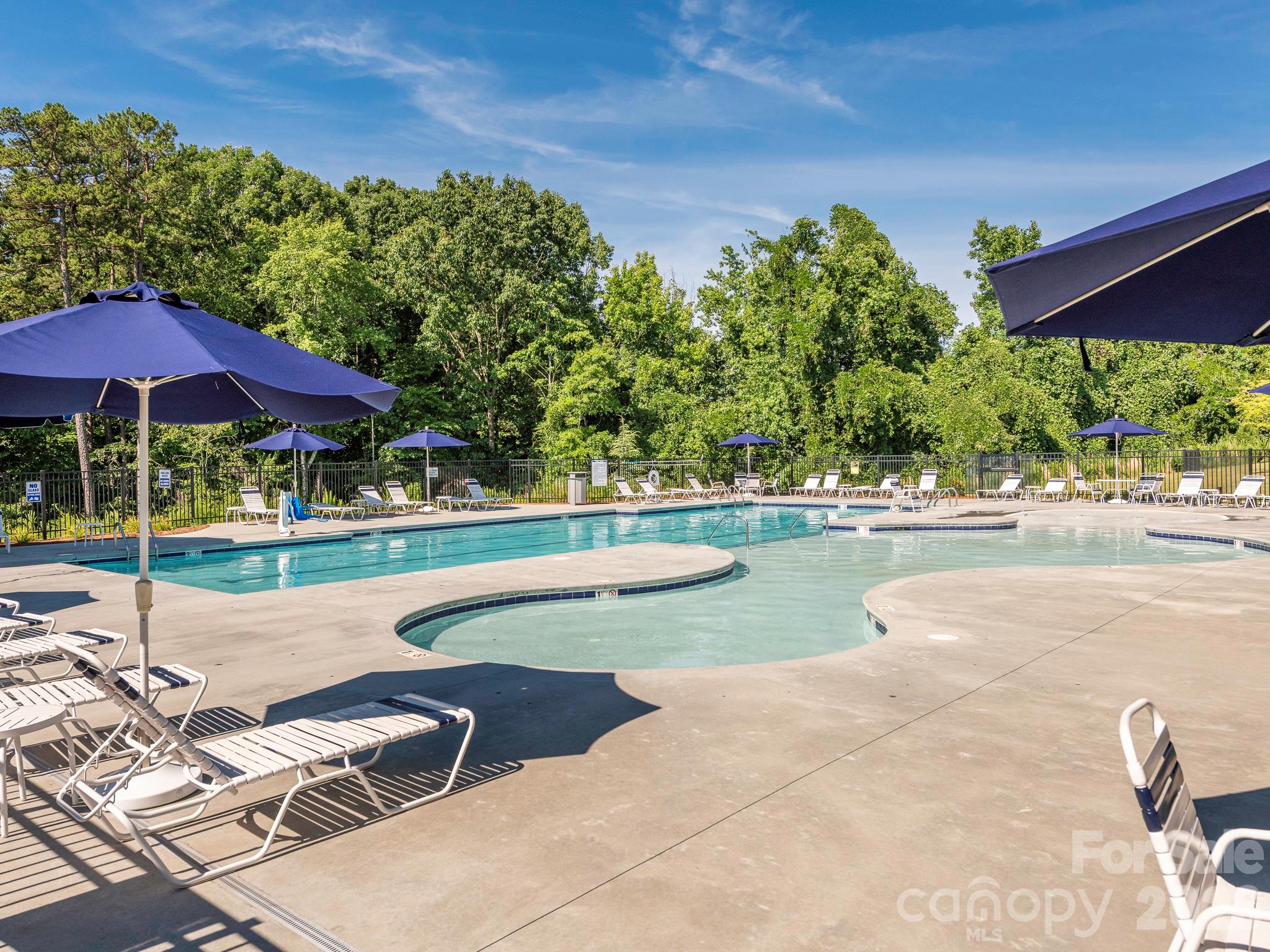 388 Kennerly Center Dr, Mooresville, NC 28115
