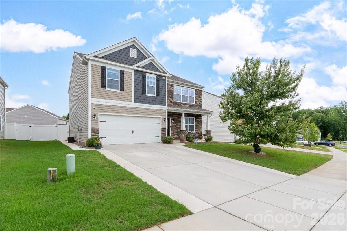 8022 Rowling Dr, Charlotte, NC 28215