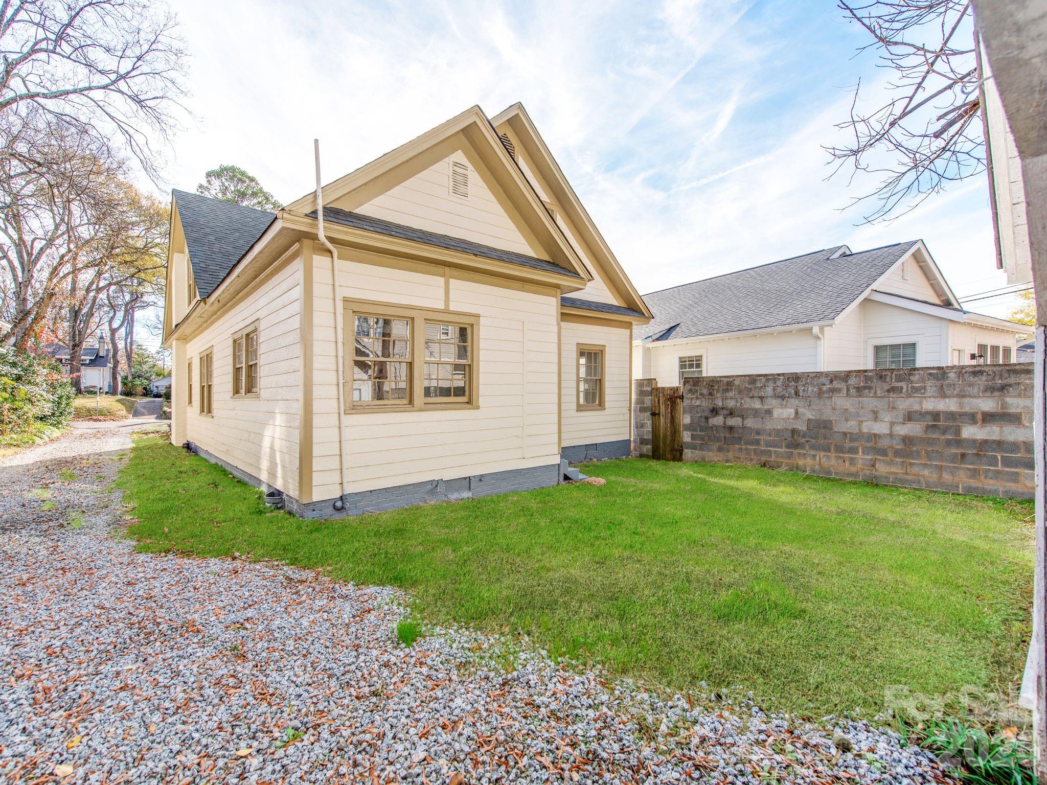 518 5th Ave, Gastonia, NC 28052