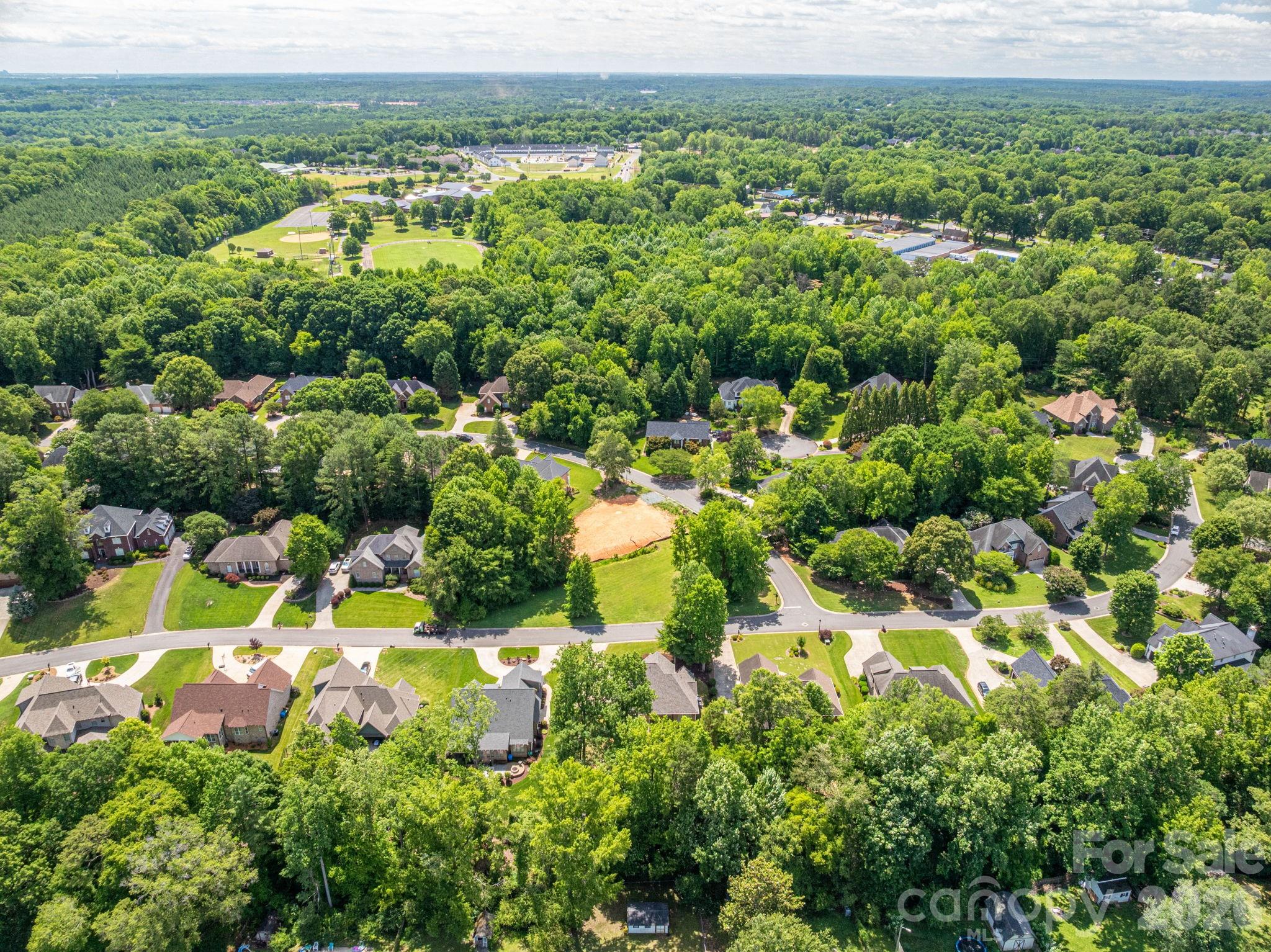 4017 Foxes Trl, Cramerton, NC 28032
