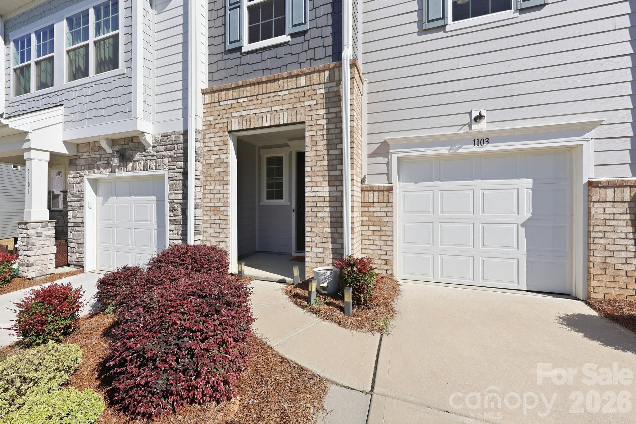1103 Grays Mill Rd, Charlotte, NC 28215