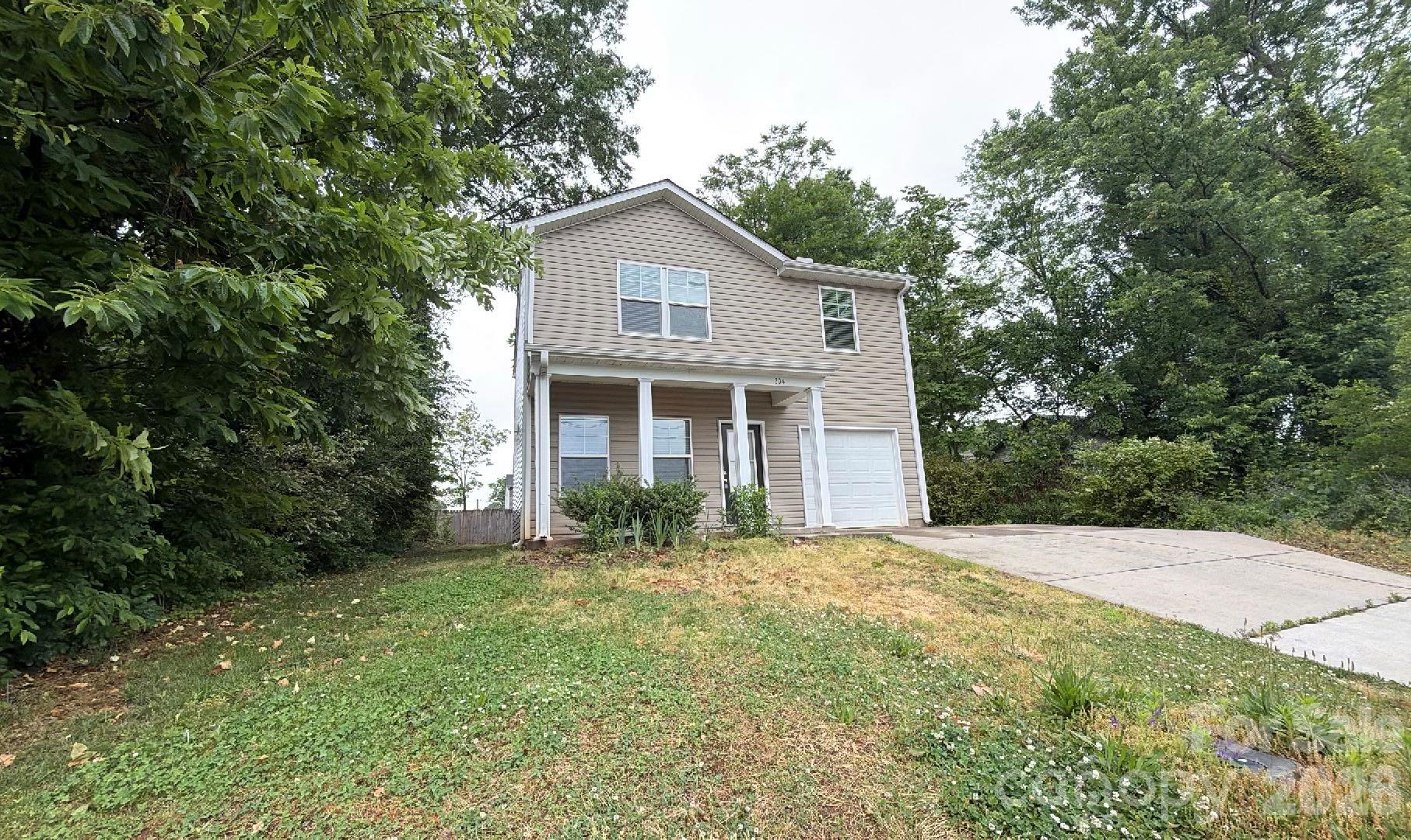 804 Jost St, Statesville, NC 28677