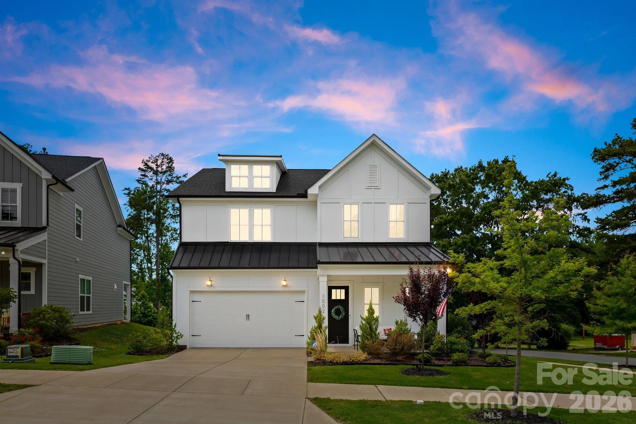 1002 Parkes St, Matthews, NC 28105
