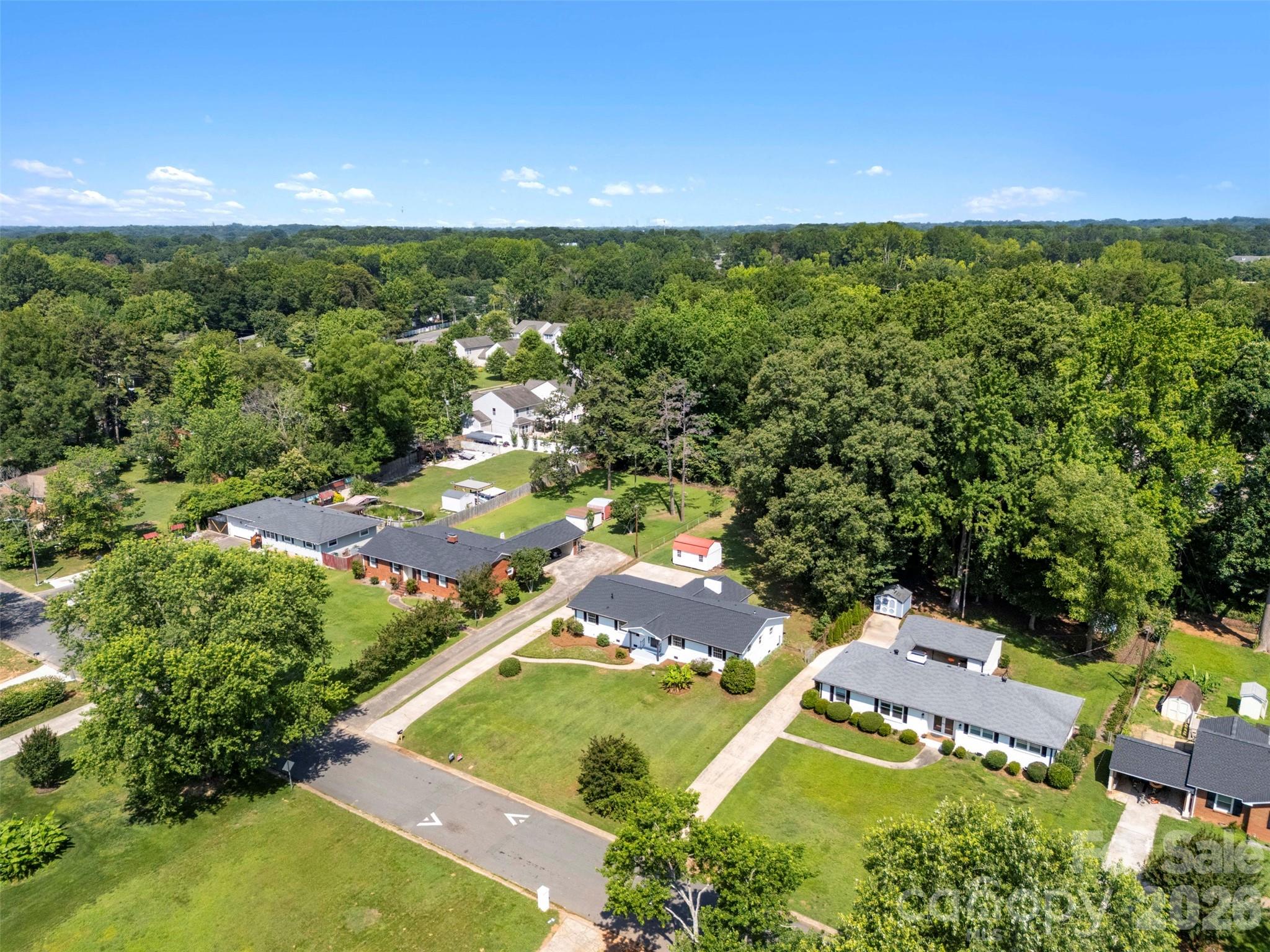 5421 Maplewood Ln, Charlotte, NC 28227