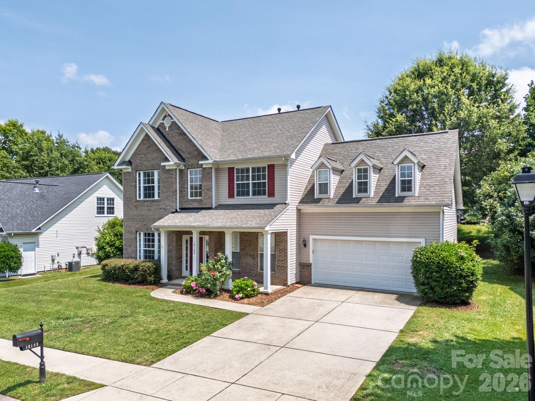 10109 Halkirk Manor Ln, Charlotte, NC 28278