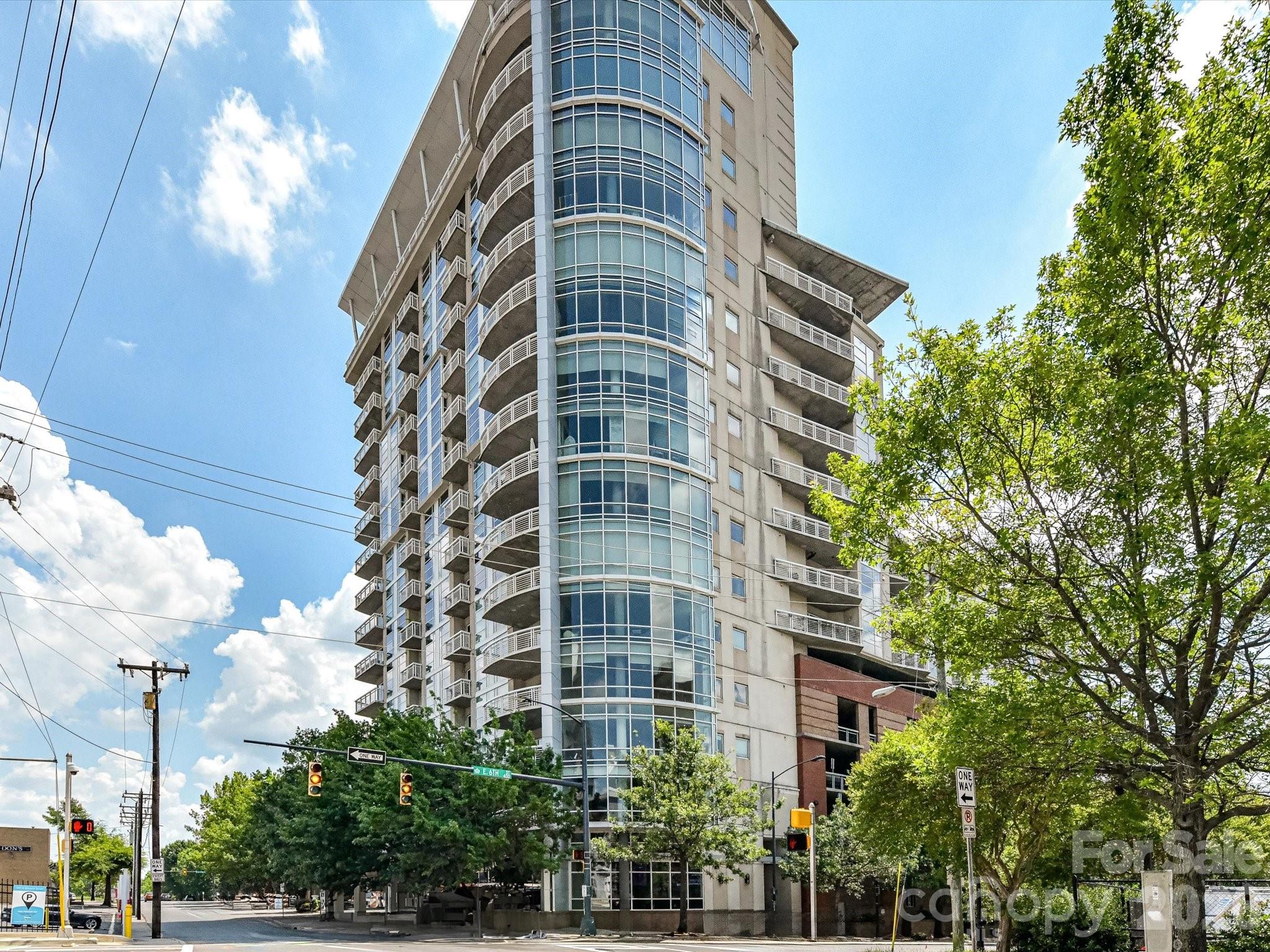 505 E 6th St #1601, Charlotte, NC 28202