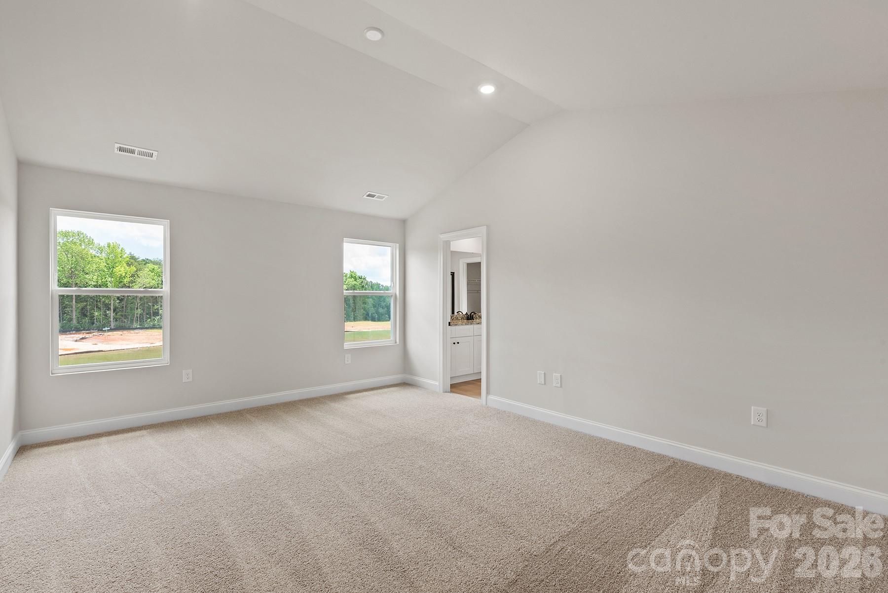 6606 Fairford Dr, Charlotte, NC 28215