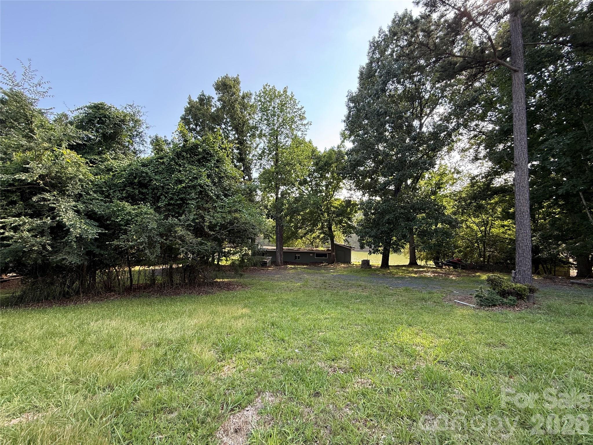 16411 Crosshaven Dr, Charlotte, NC 28278
