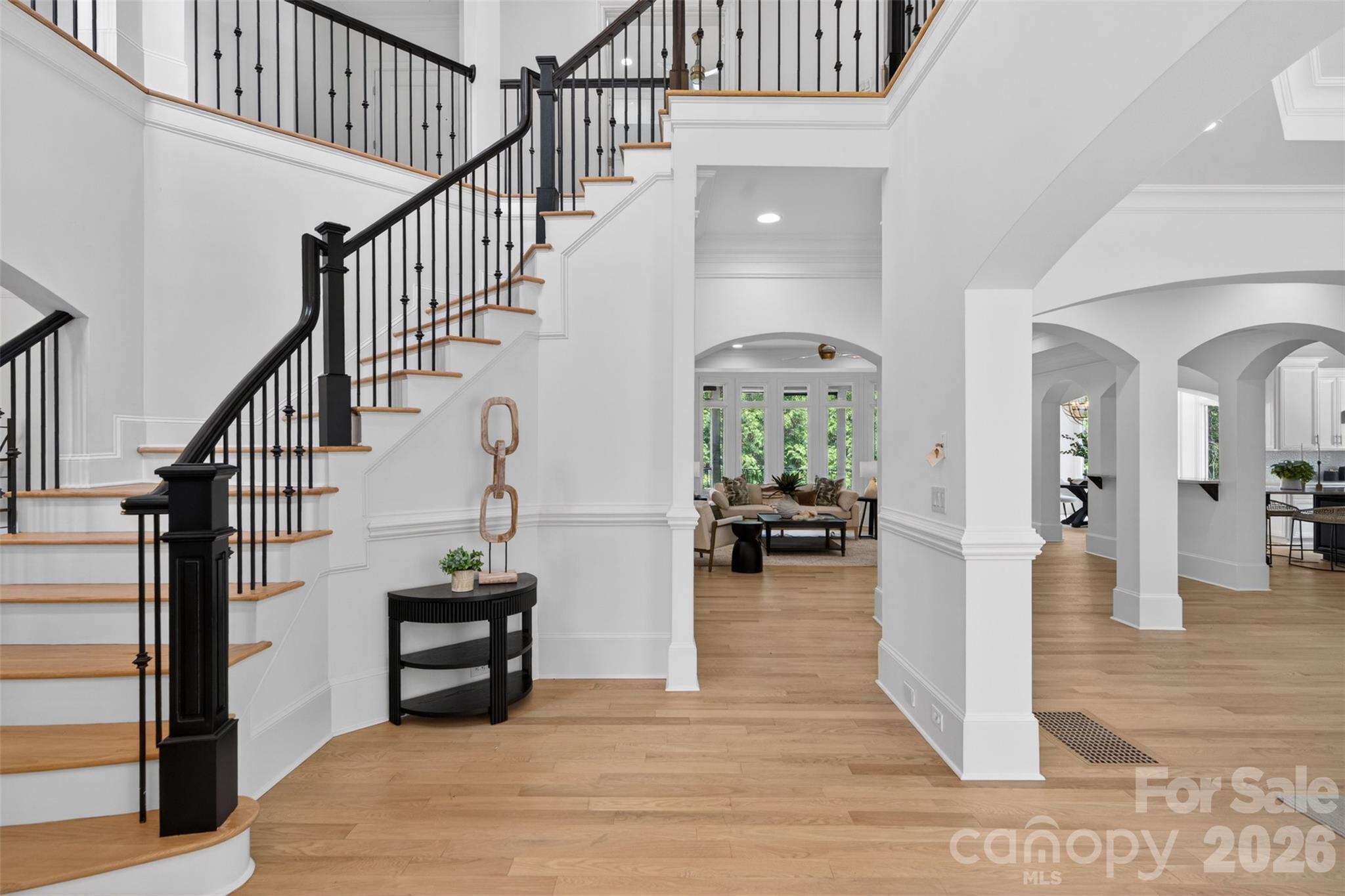 2132 Foxcroft Woods Ln, Charlotte, NC 28211