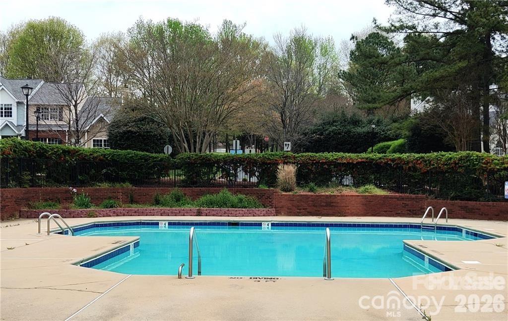 5744 Prescott Ct, Charlotte, NC 28269