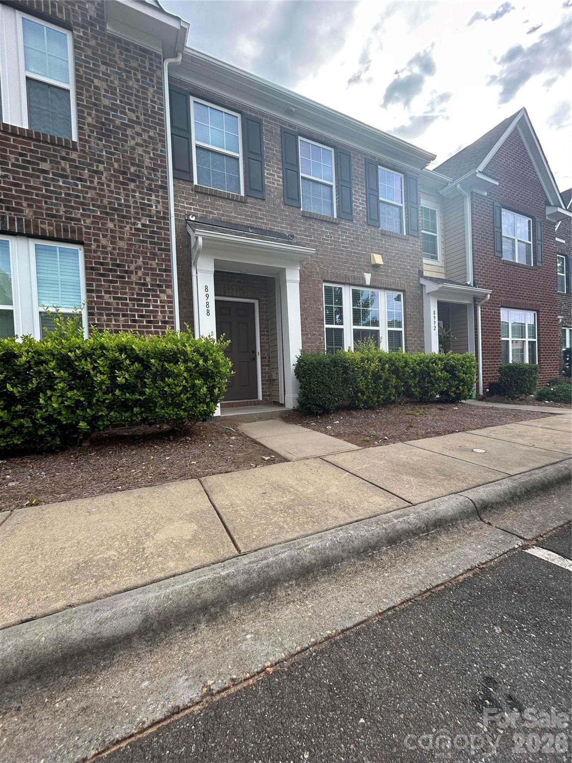8988 Lanark Ln, Fort Mill, SC 29707