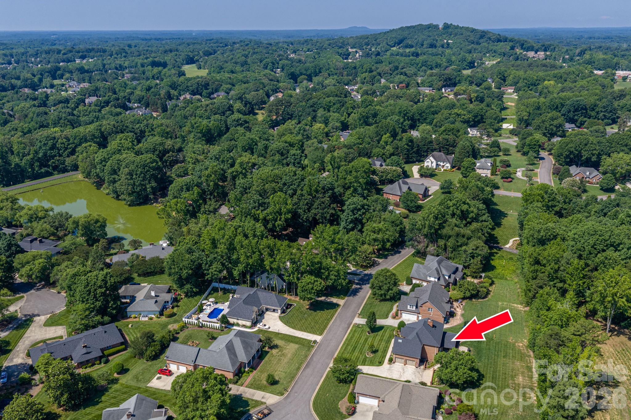 3740 Sand Wedge Dr, Gastonia, NC 28056