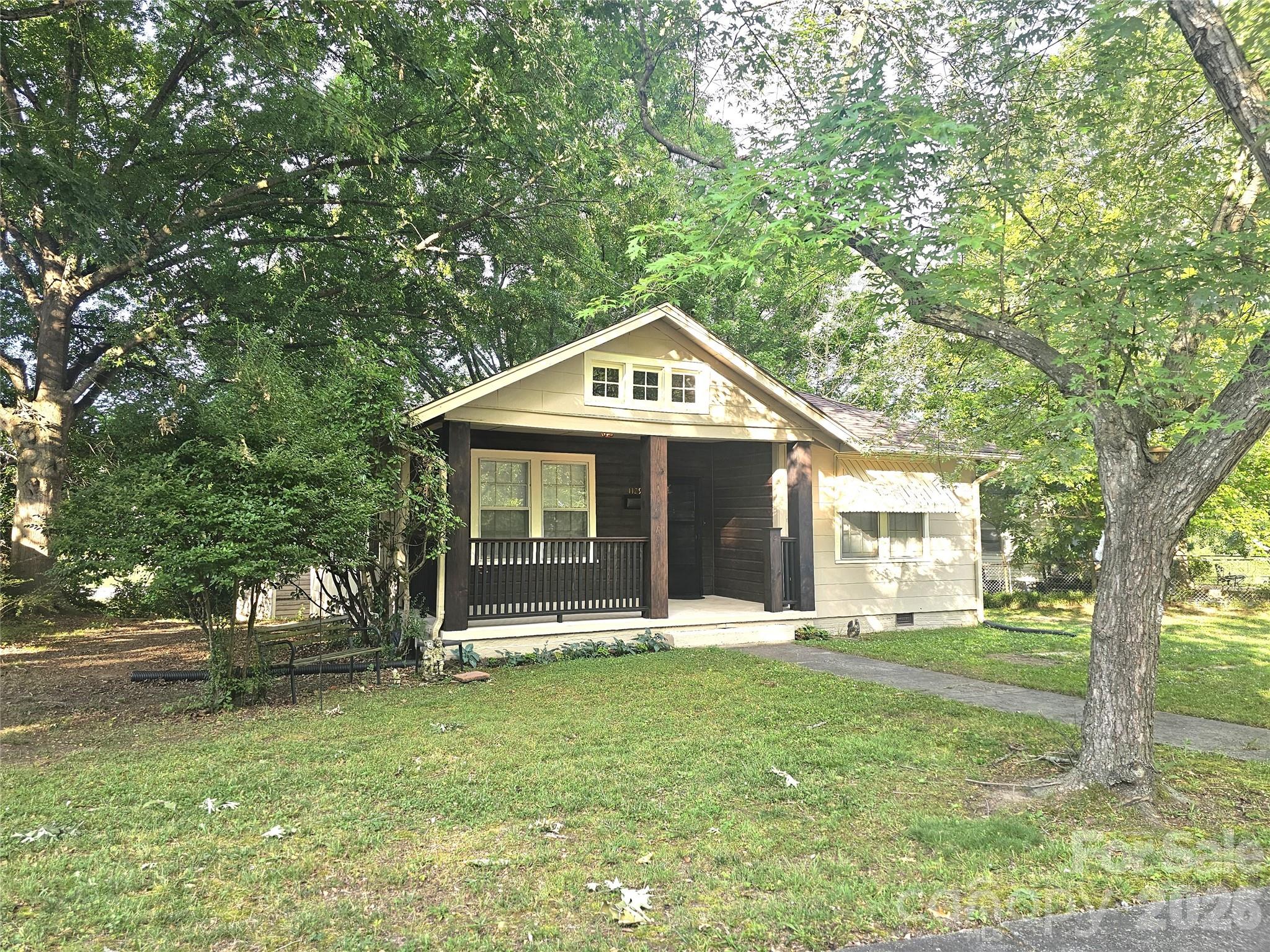 1129 W 5th Ave, Gastonia, NC 28052