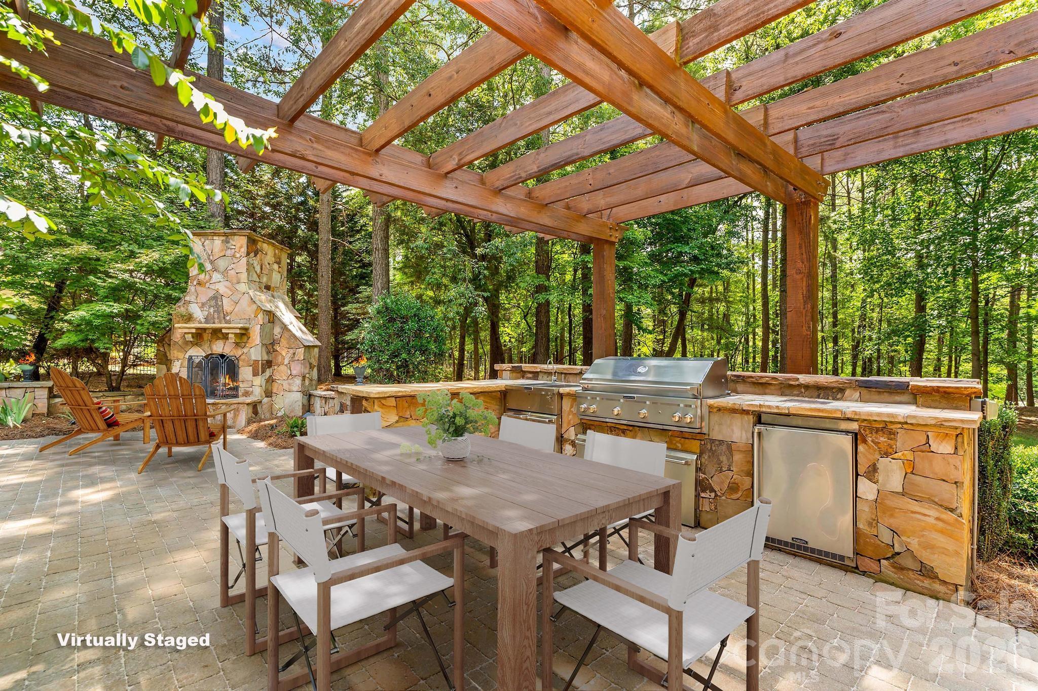 164 Bayberry Creek Cir, Mooresville, NC 28117