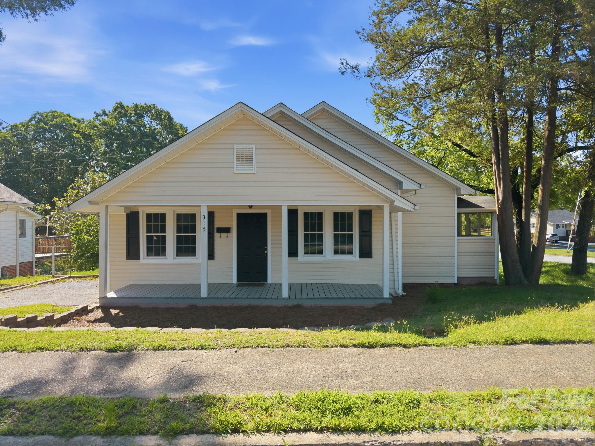 315 S Rose Ave, Kannapolis, NC 28083