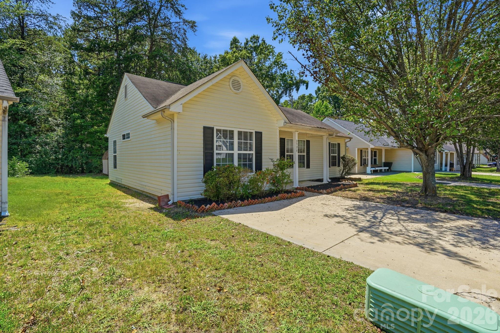 2928 Westwinds Ct, Charlotte, NC 28214